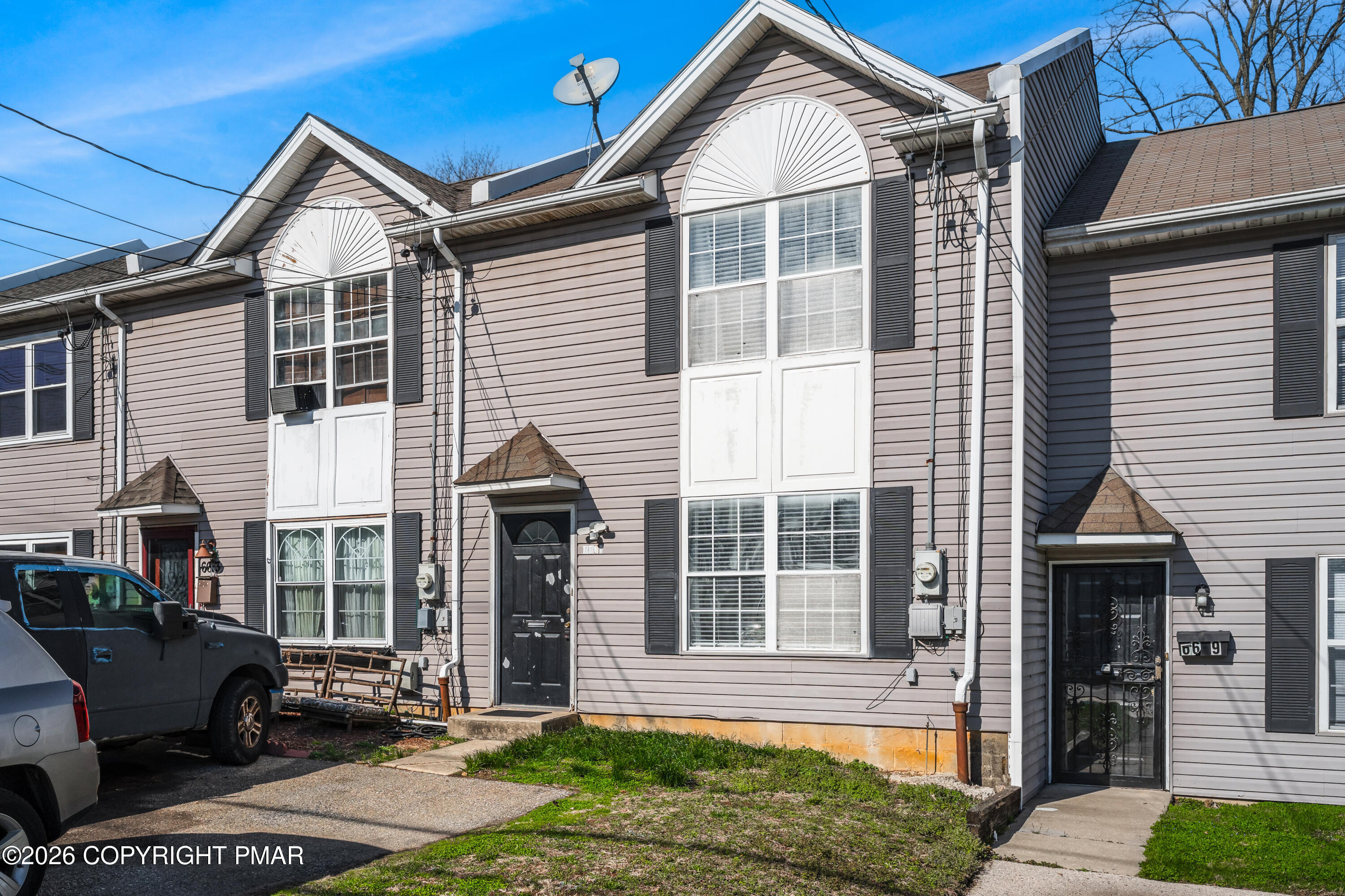 6671 Musgrave Street — photo