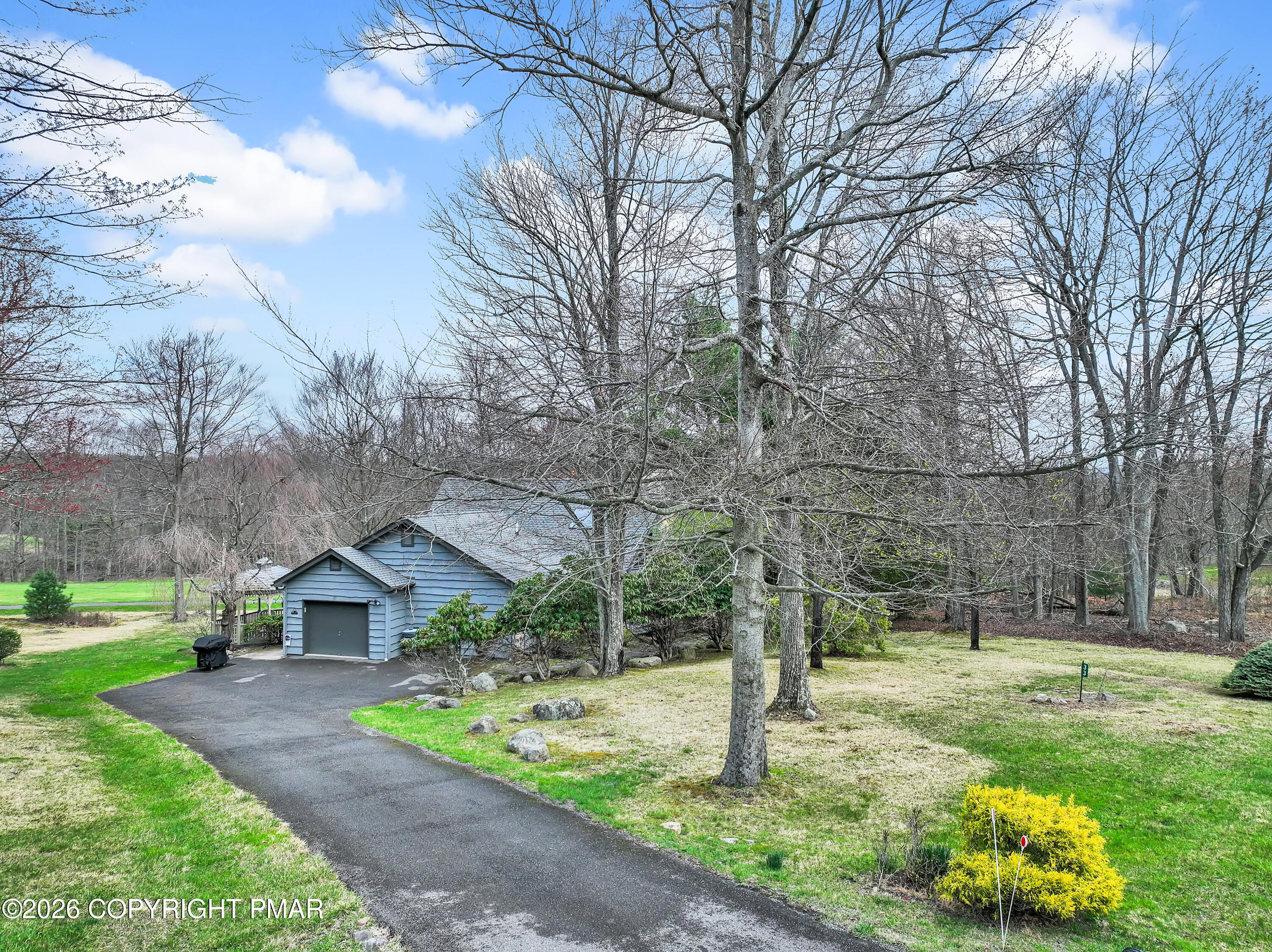 33 Rock Ridge Road, Lake Harmony, PA 18624 — photo 3