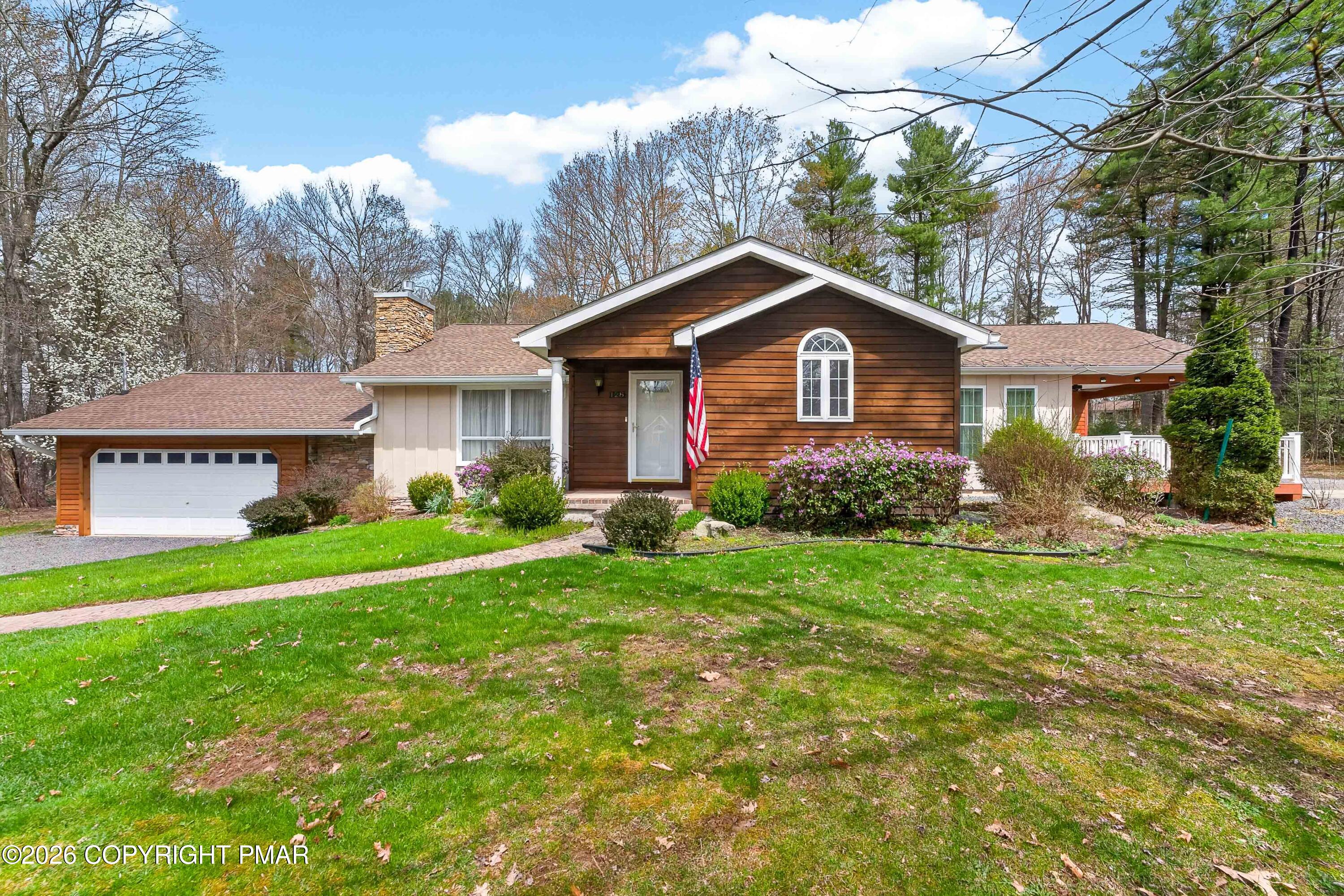128 Nakora Drive — photo