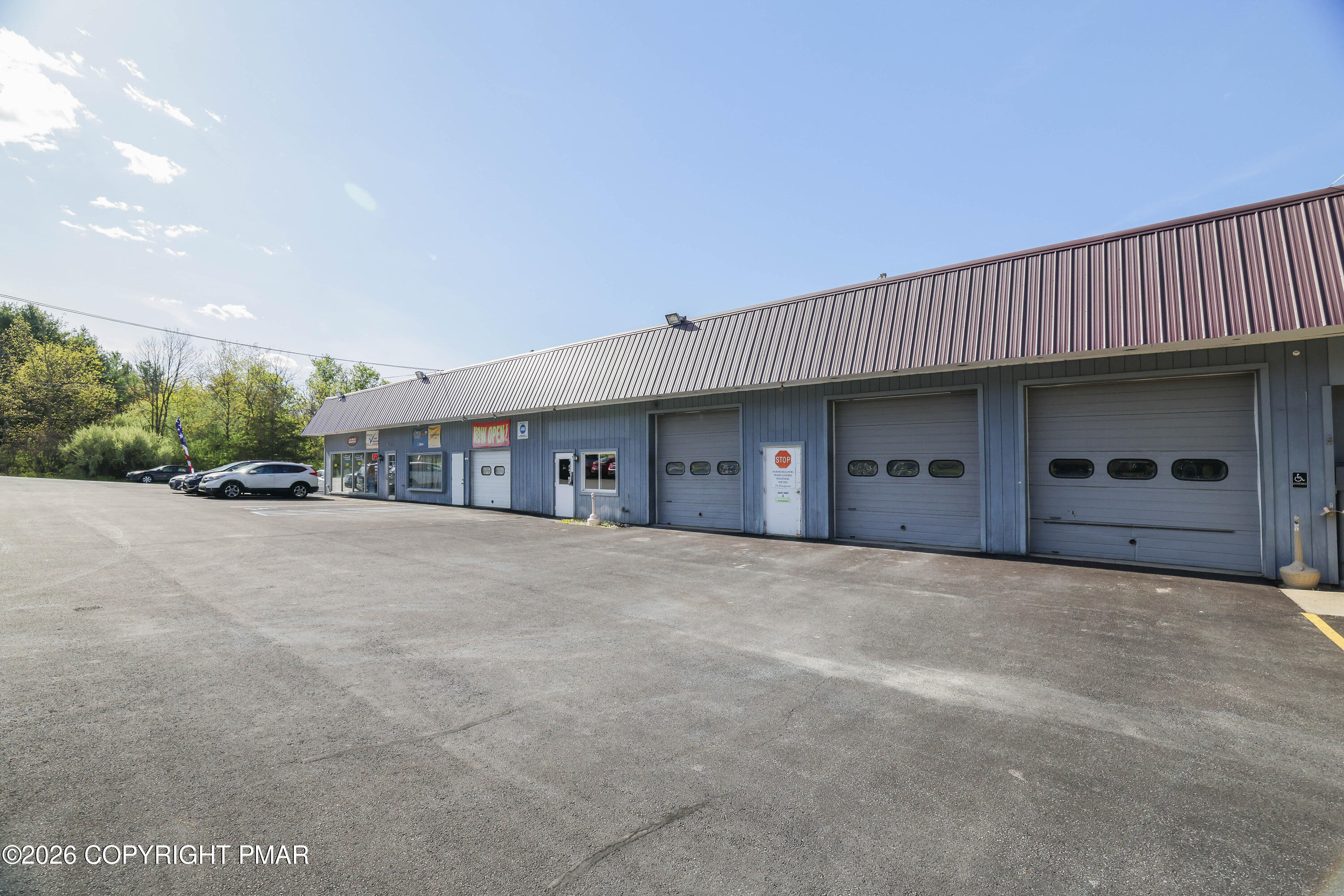 106 Camellia Road Garage — photo
