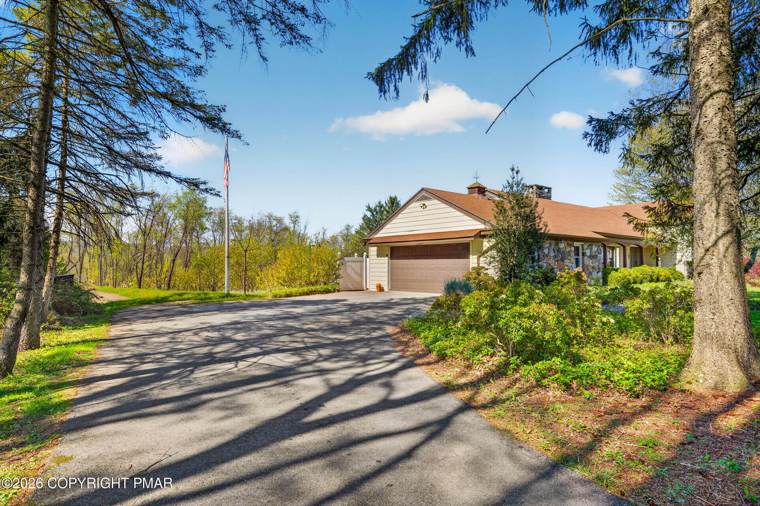 976 Ridge Road, Bangor, PA 18013 — photo 3