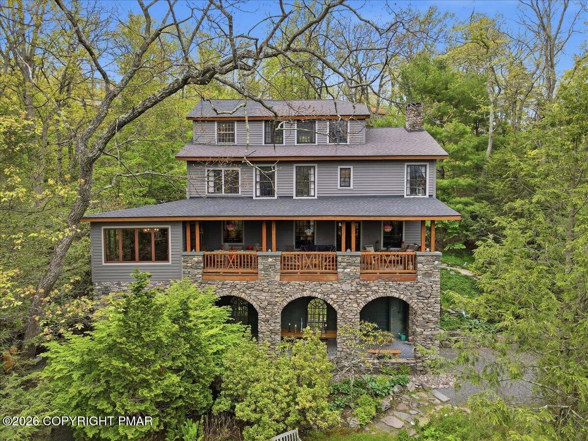223 Huckleberry Lane — photo