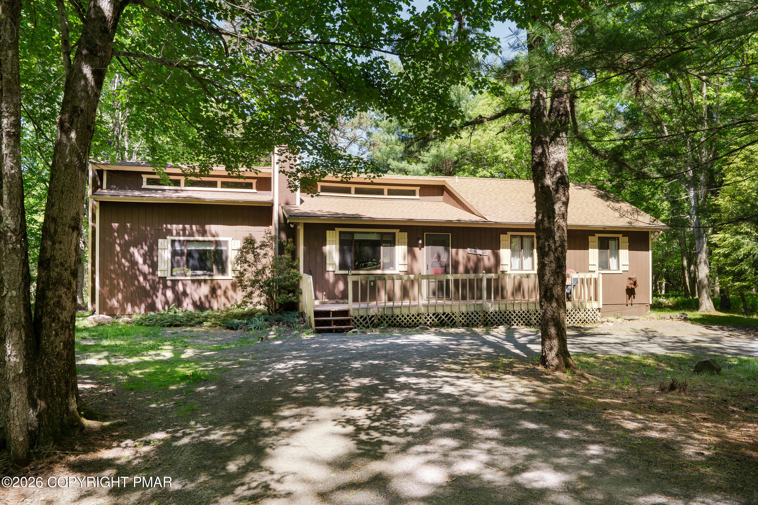 251 McKuen Way — photo