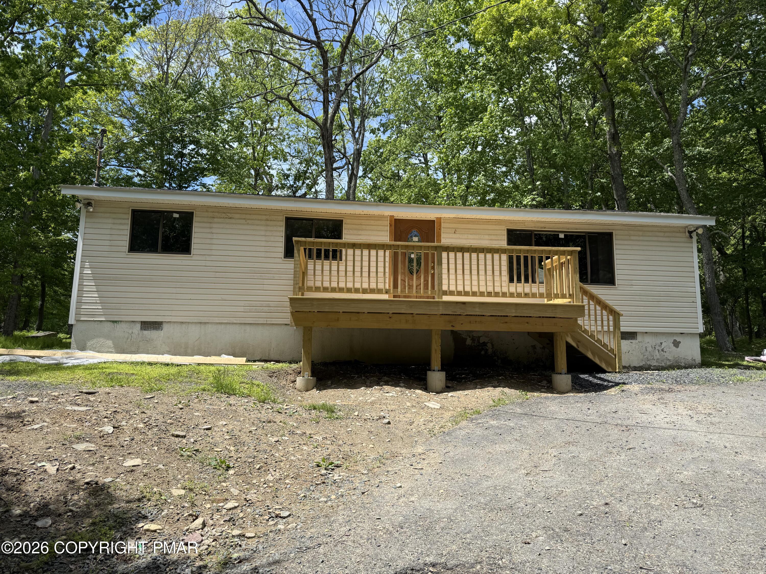 188 Lake Drive — photo