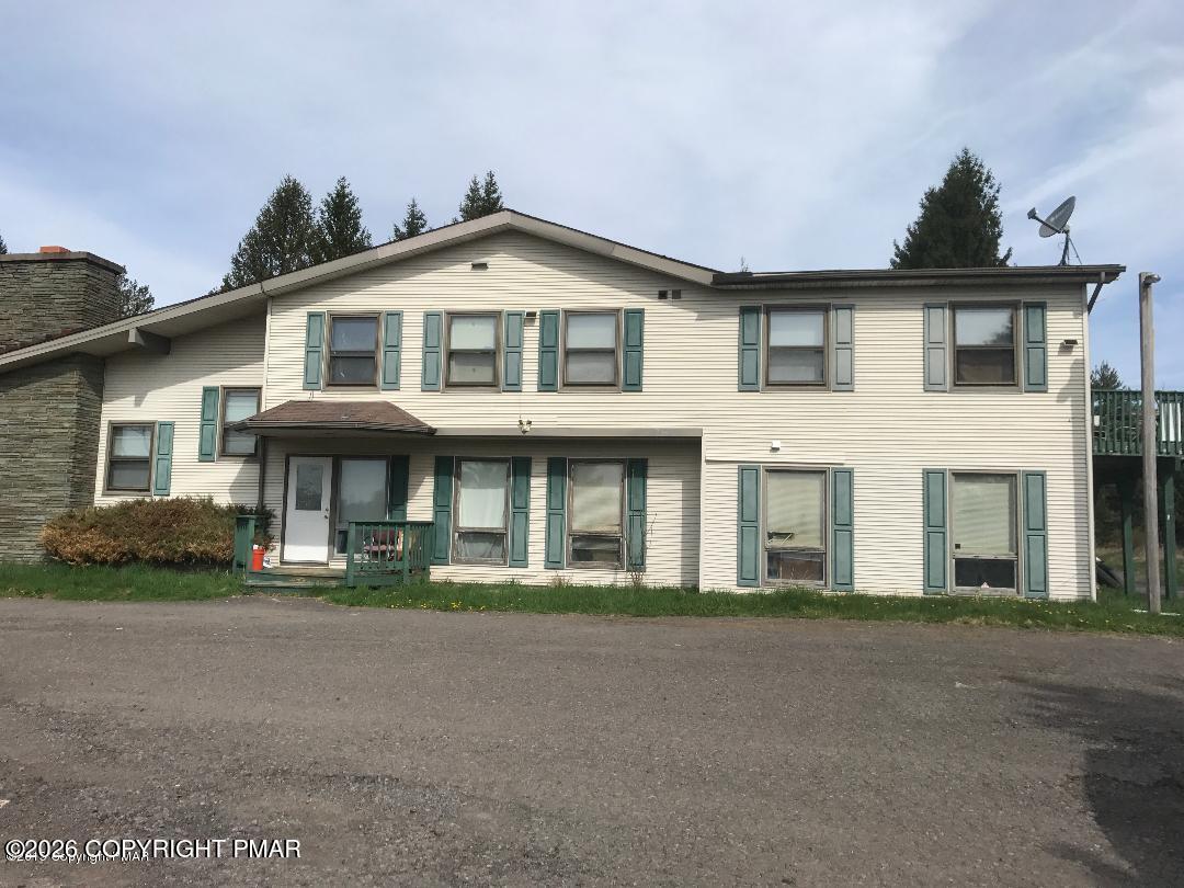 915 Route 940 — photo