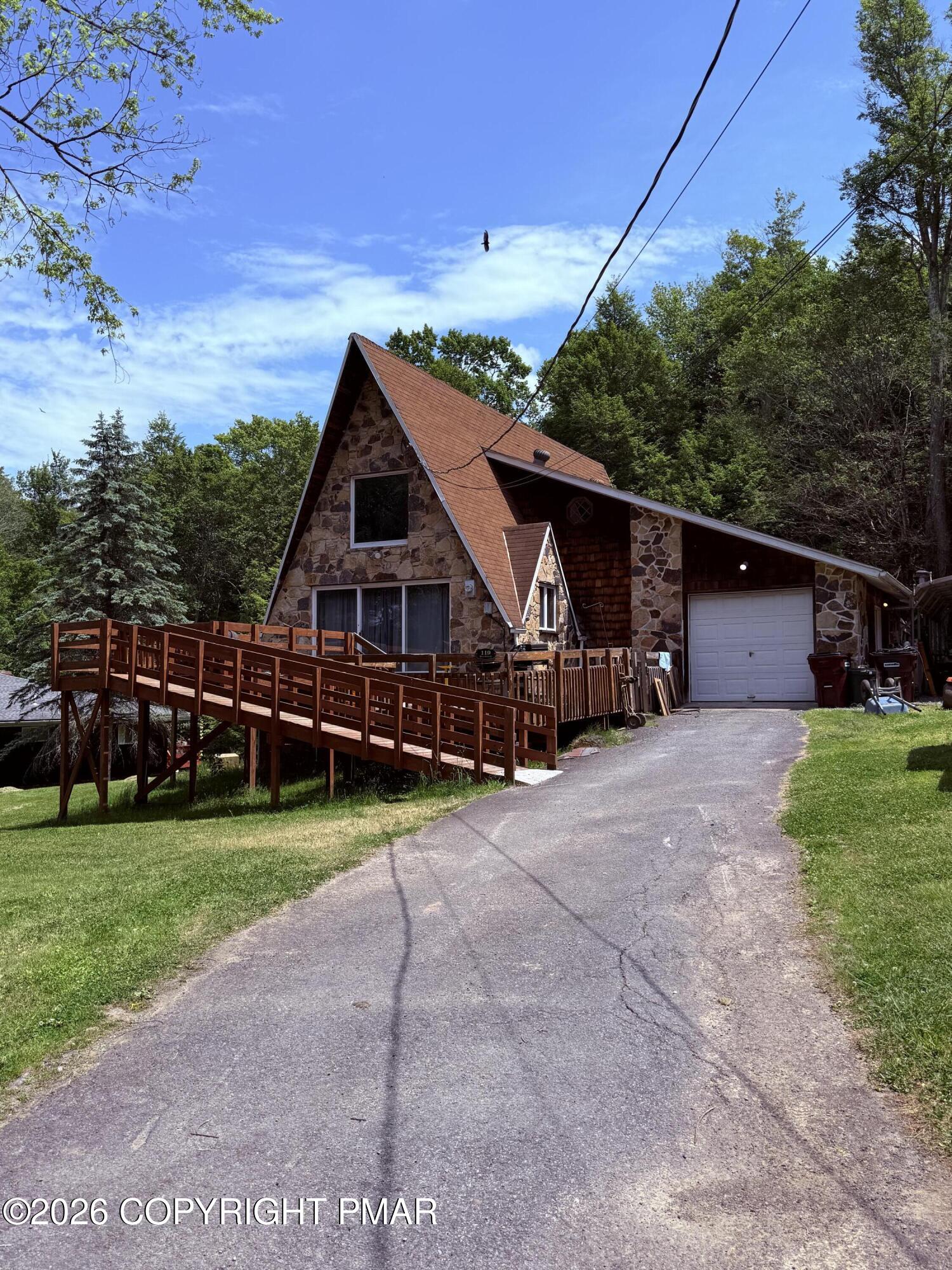 119 River Drive E — photo