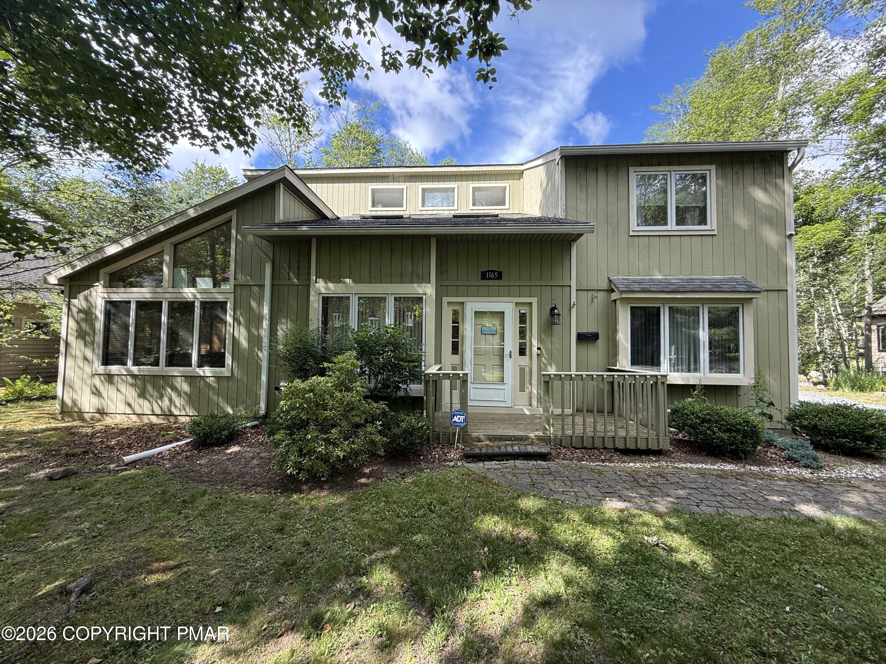1165 Manor Hill Road — photo