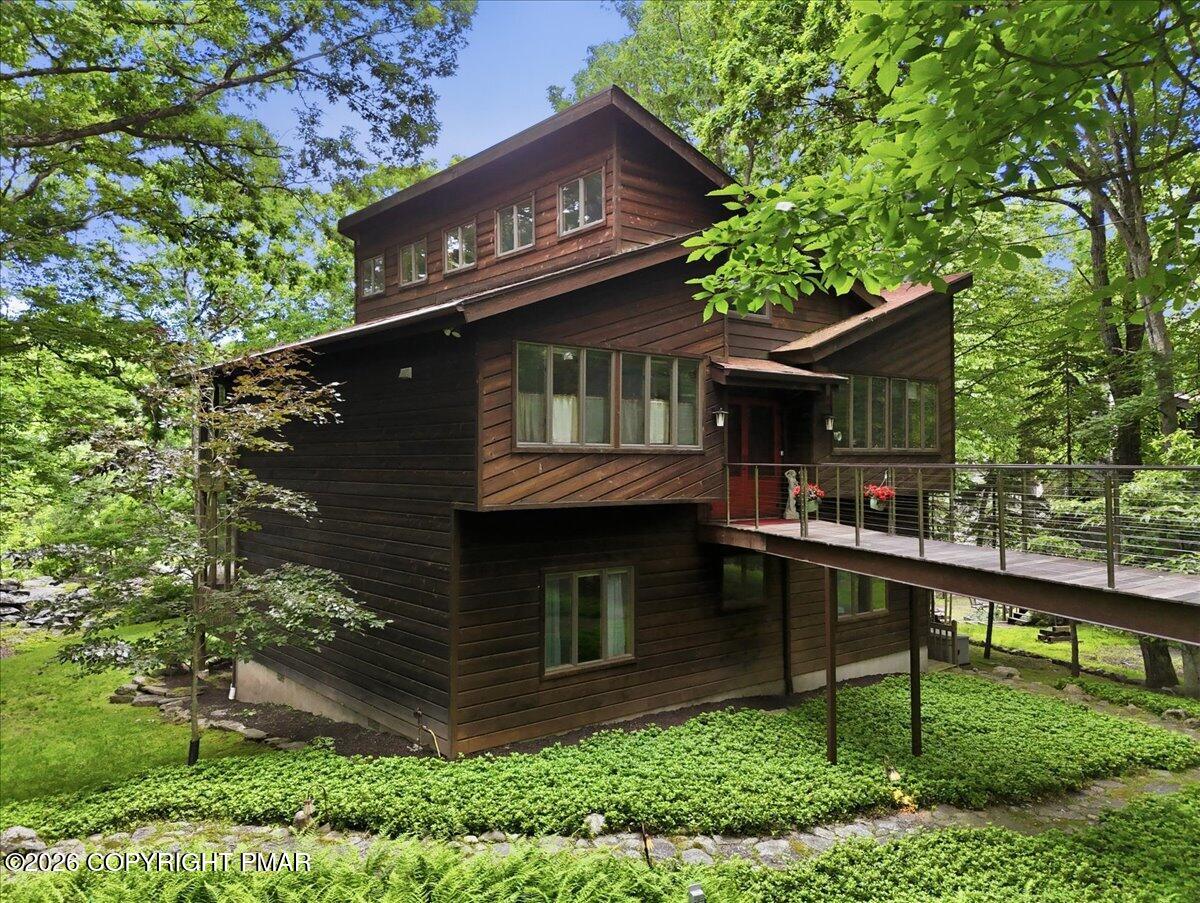 472 Log Tavern Road — photo