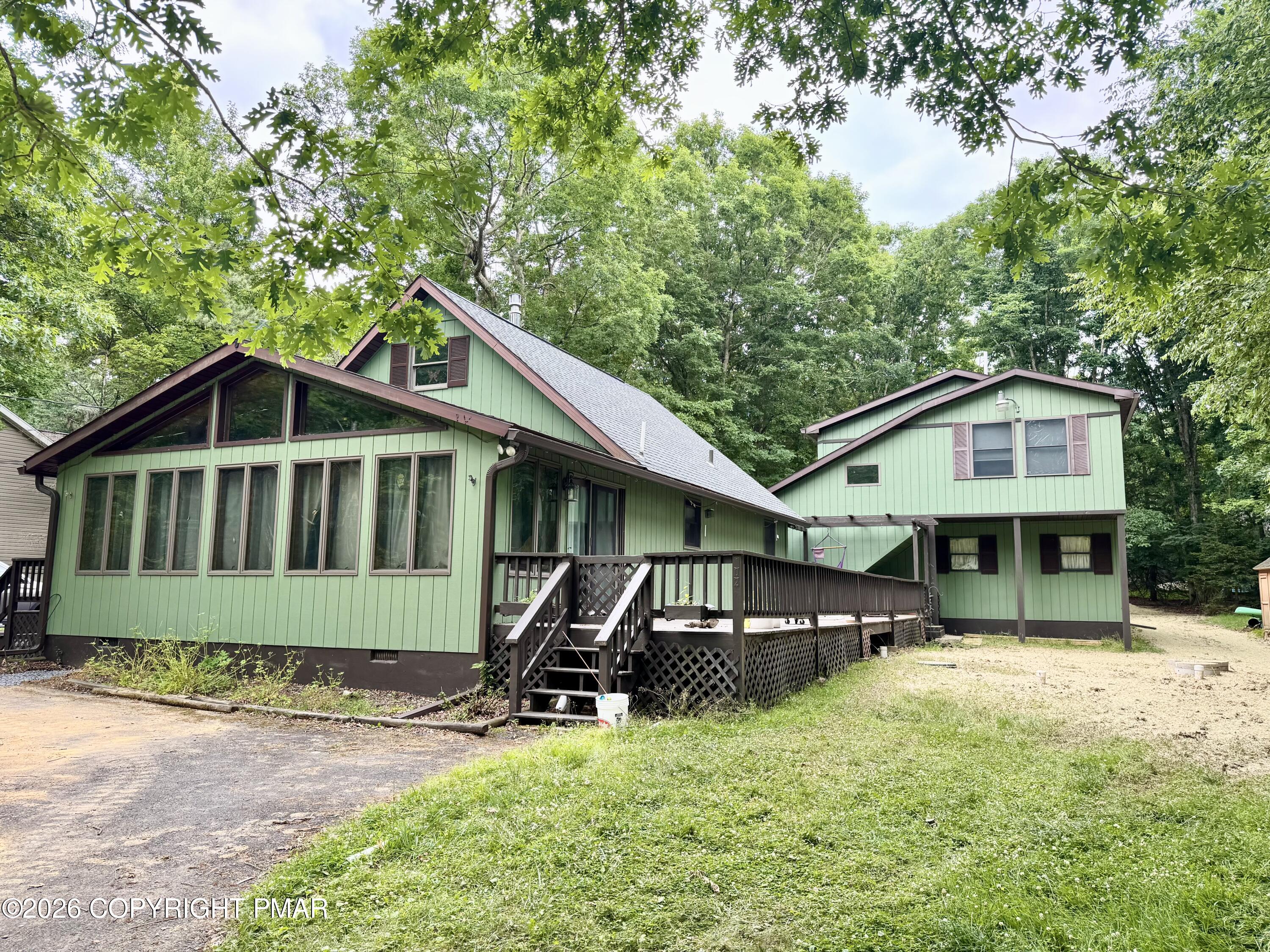 102 Indian Trail — photo