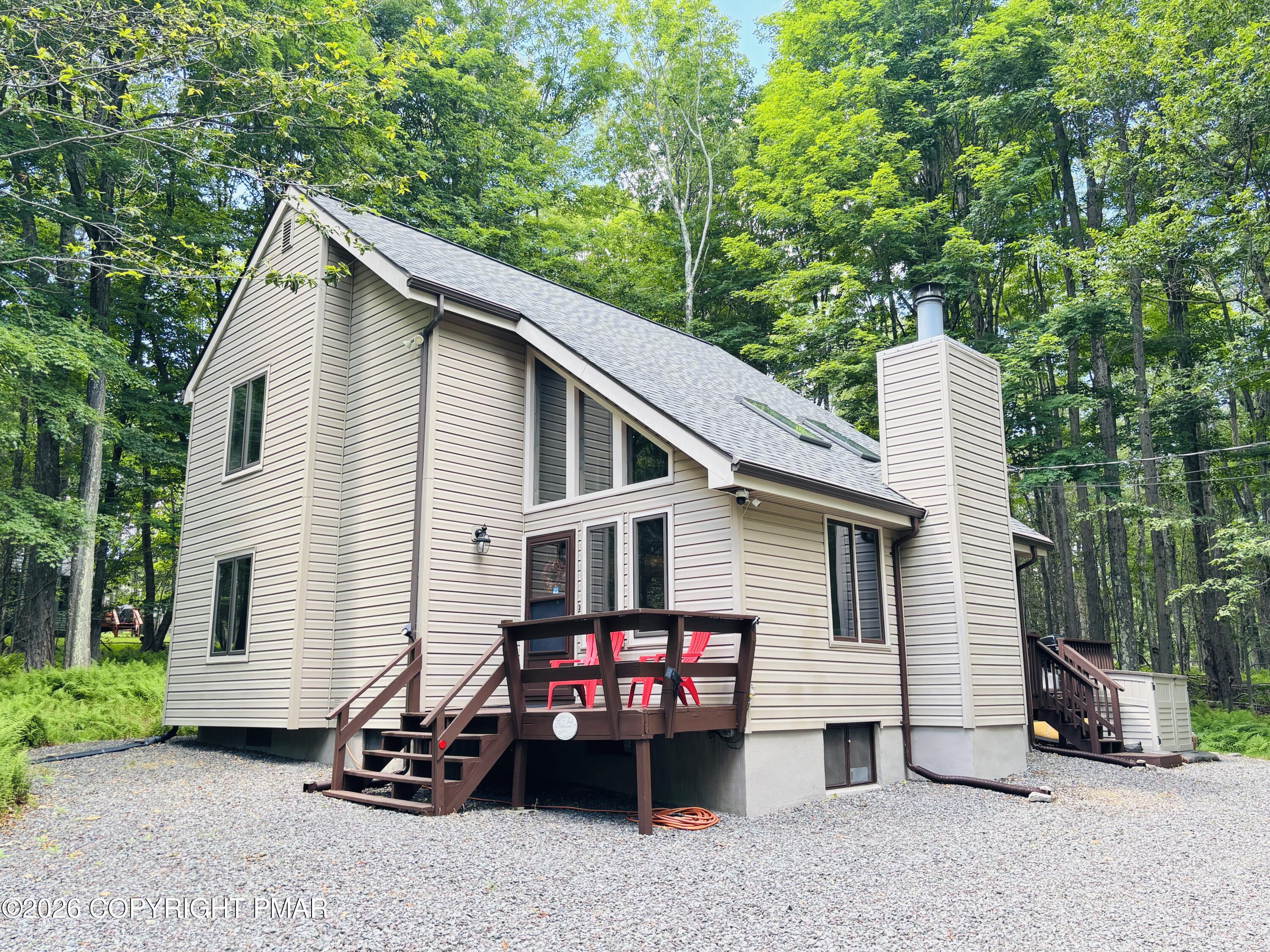 31 Ingrid Drive — photo