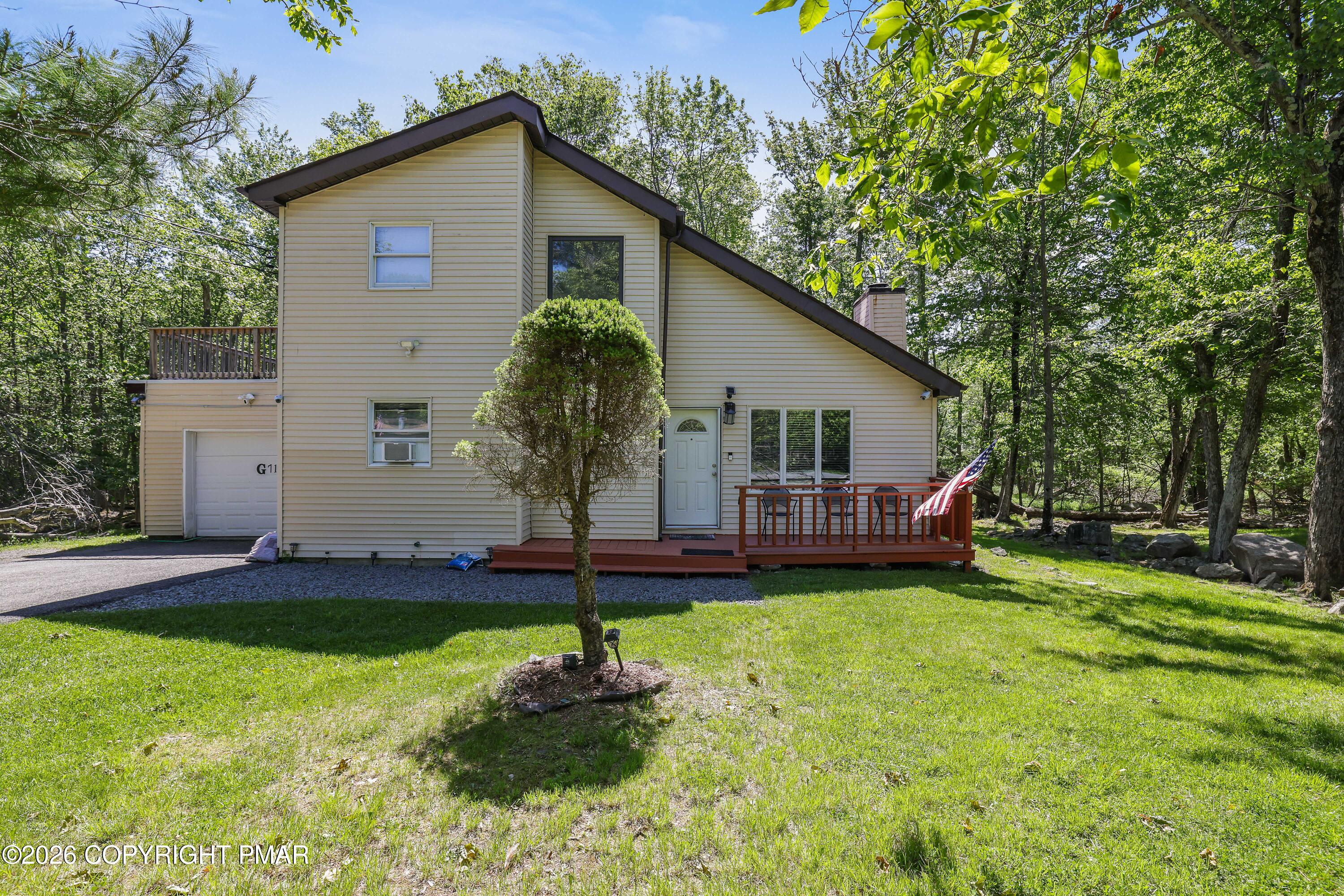 7042 Vista Drive — photo