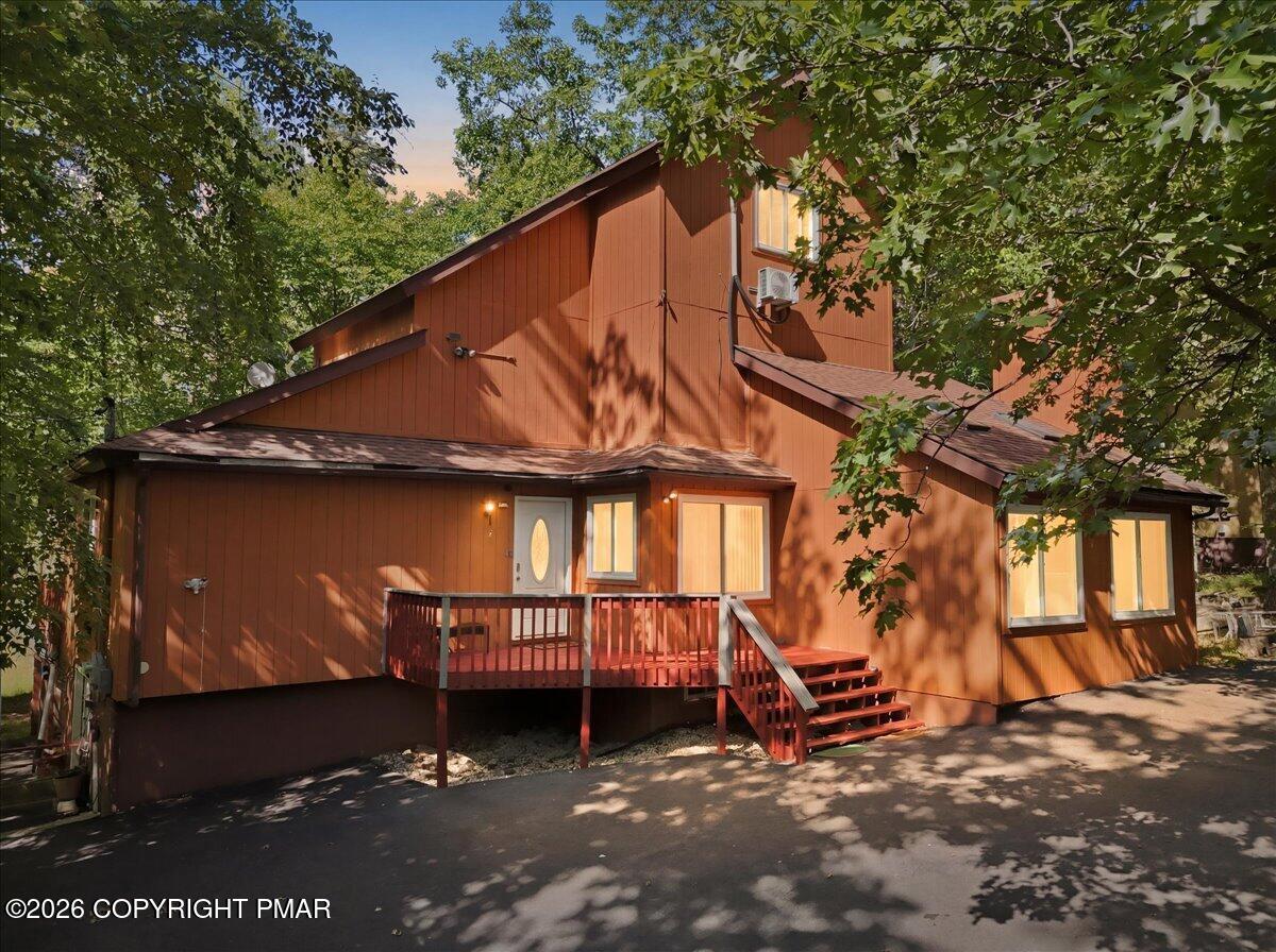 184 Cambridge Court — photo