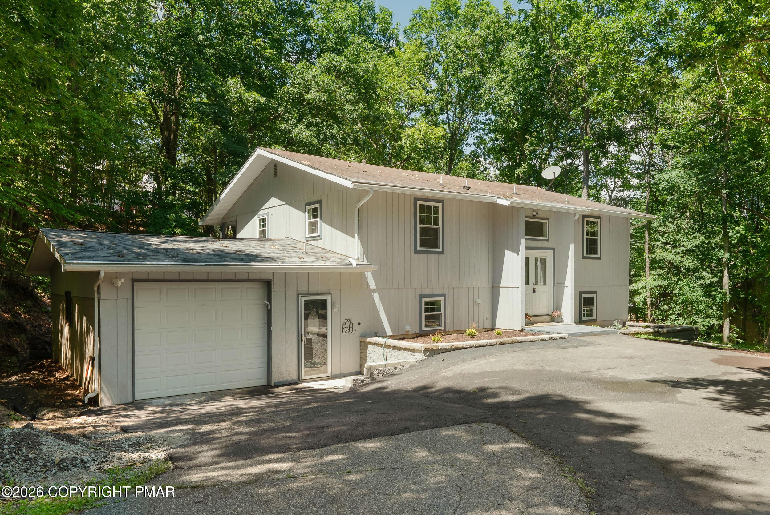 5966 Decker Road — photo