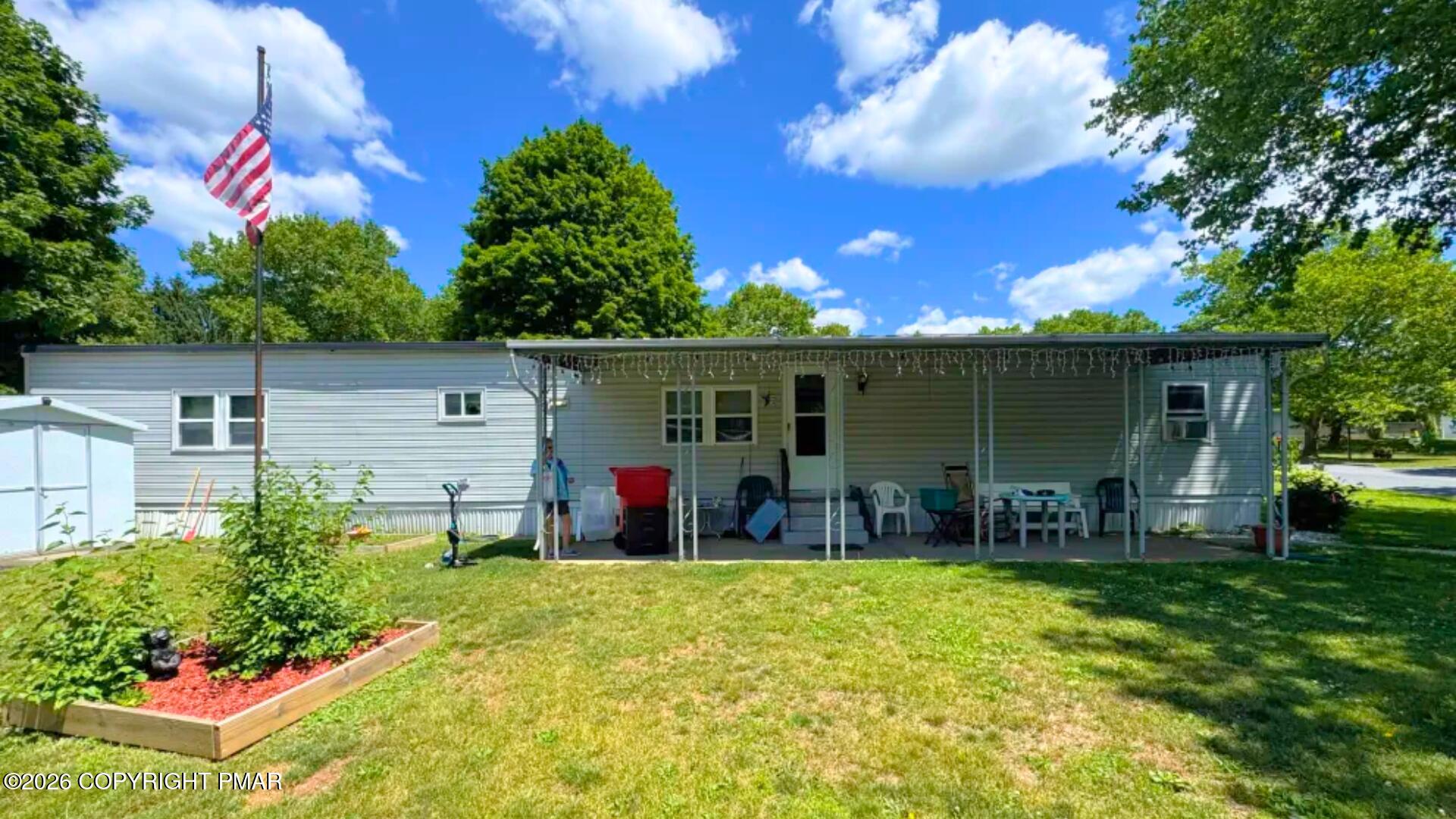 10 Sycamore Drive — photo