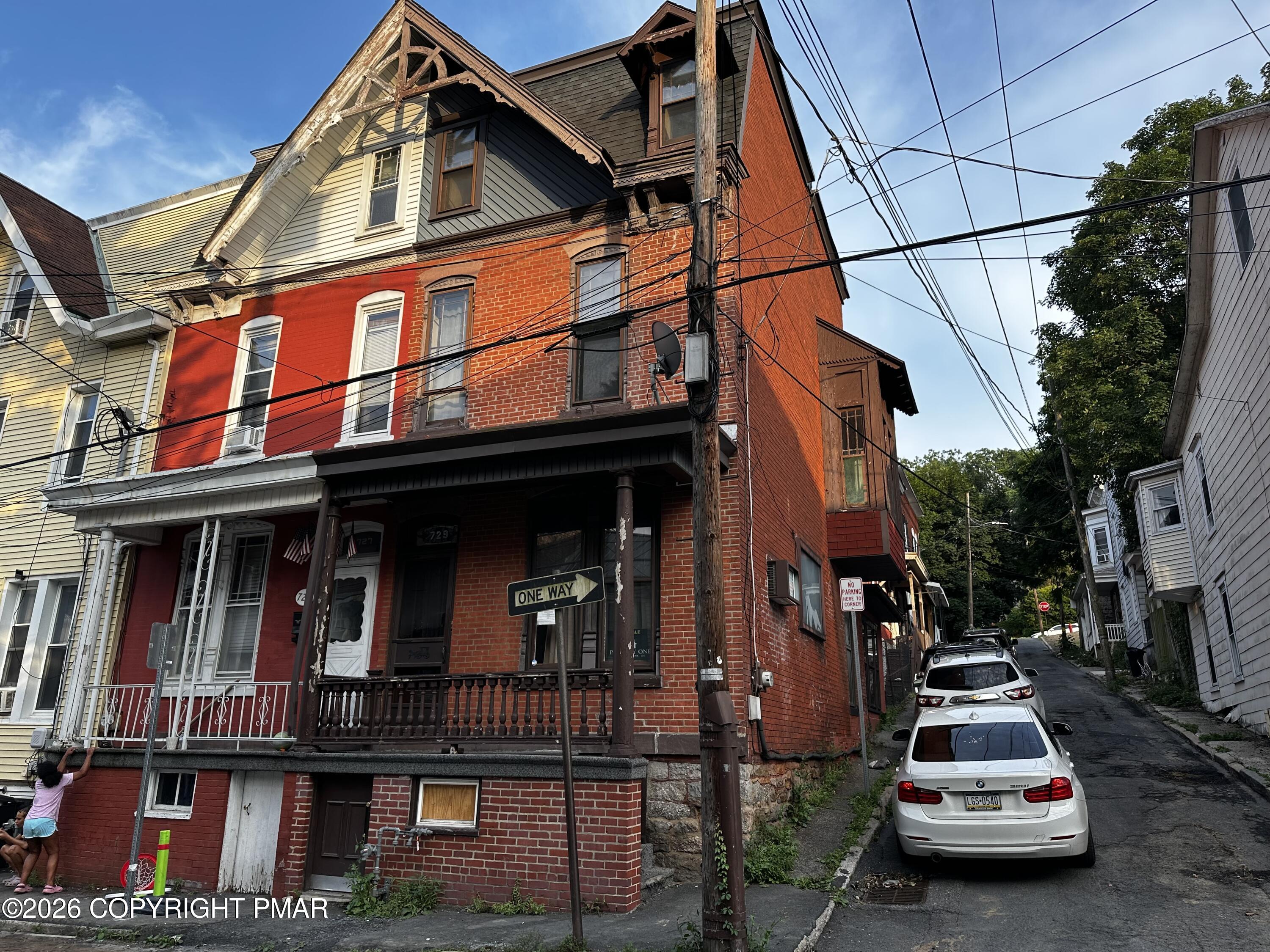 729 W Norwegian Street — photo