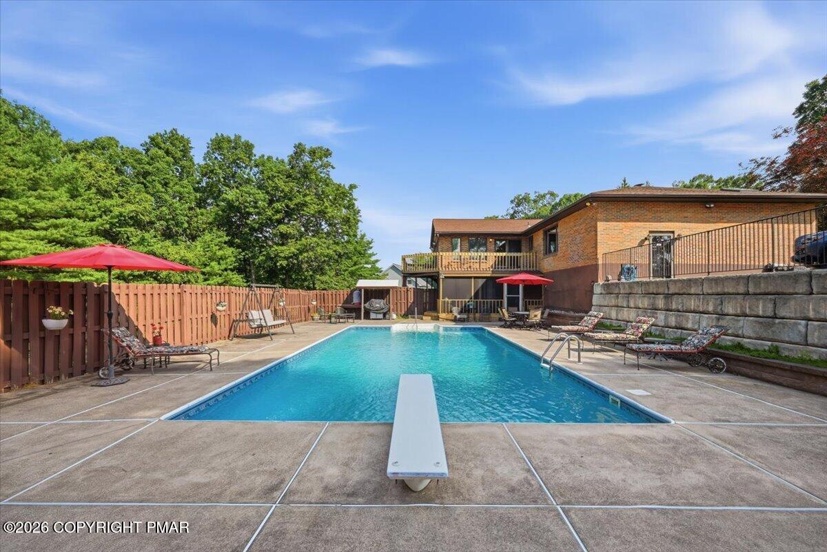 345 O Donovan Drive — photo