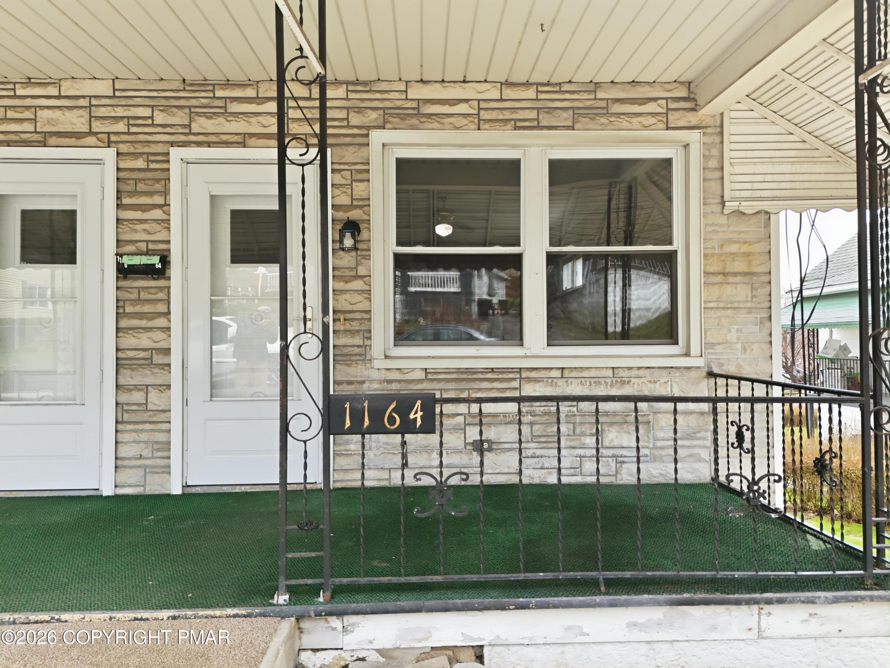 1164 Breaker Street 1 — photo