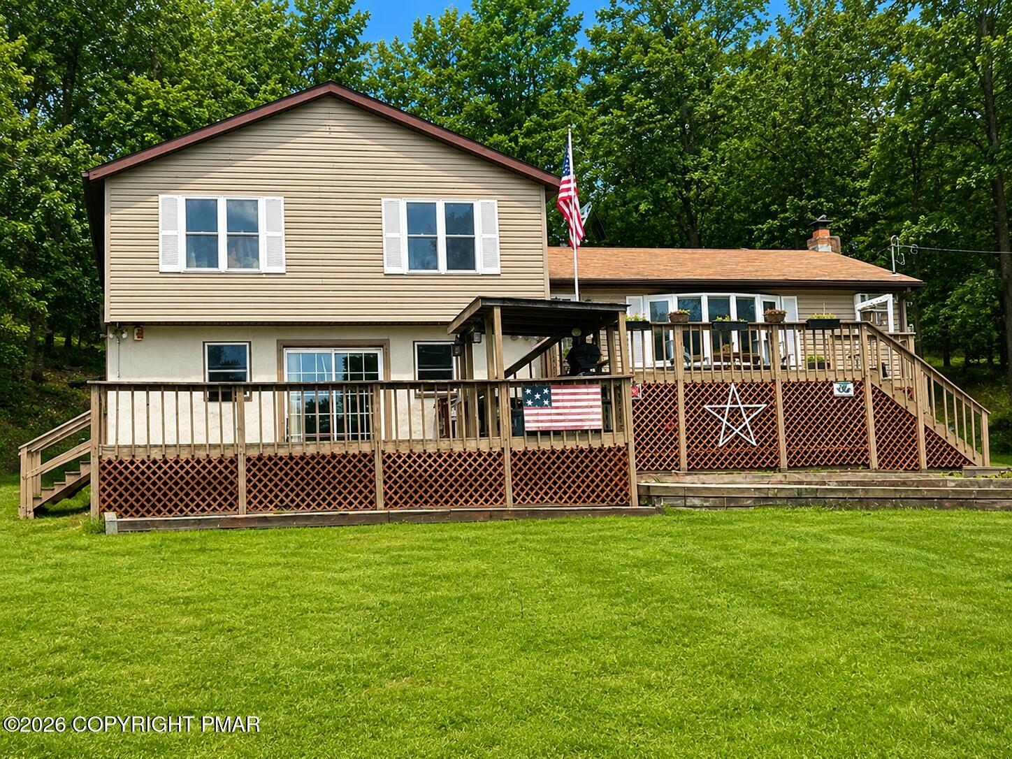 3207 Pine Ridge Drive, Bushkill, PA 18324