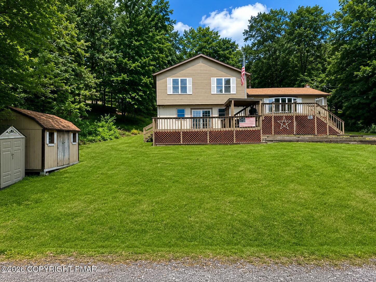 3207 Pine Ridge Drive, Bushkill, PA 18324 — photo 2
