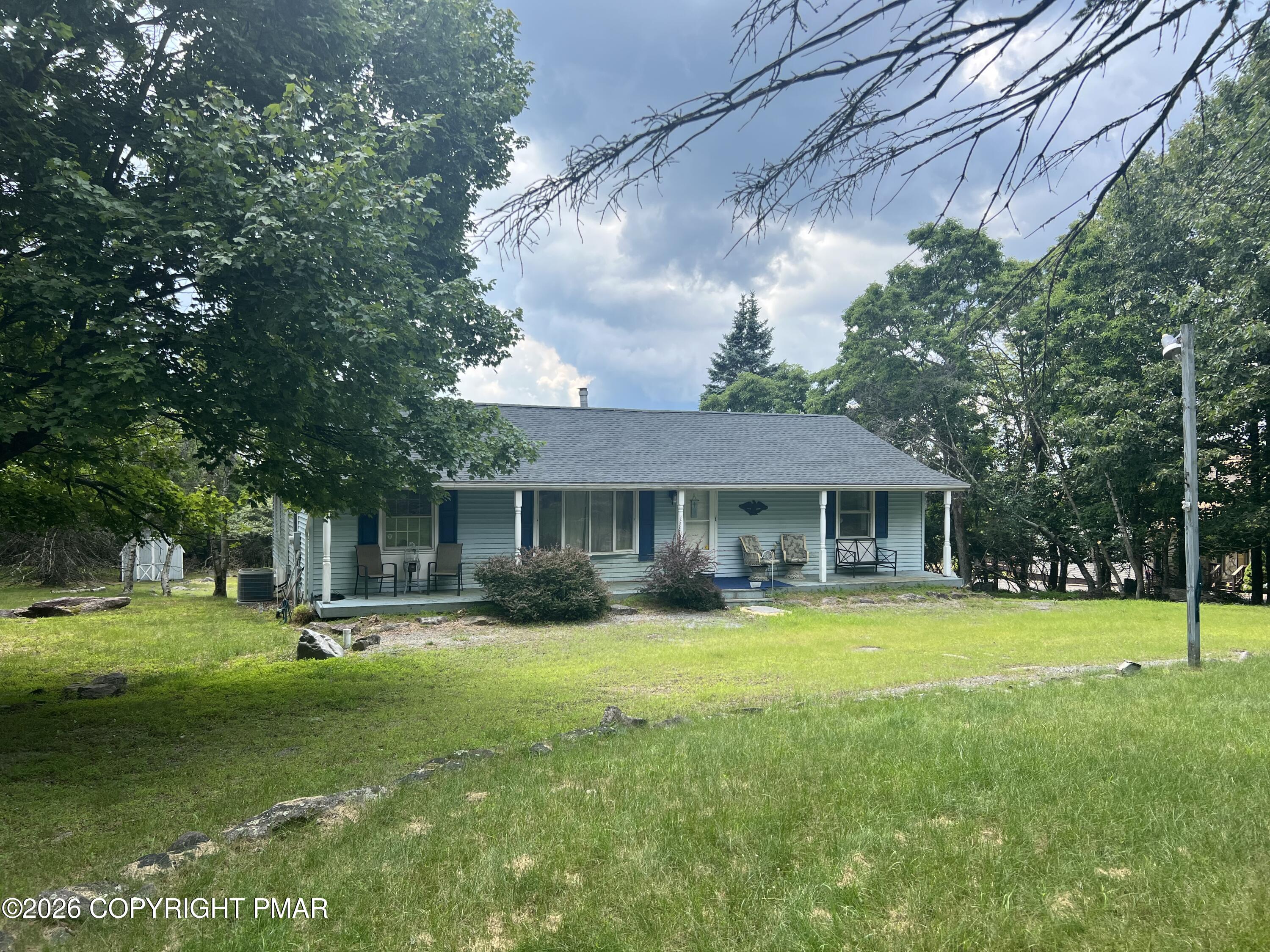 200 Dogwood Terrace — photo