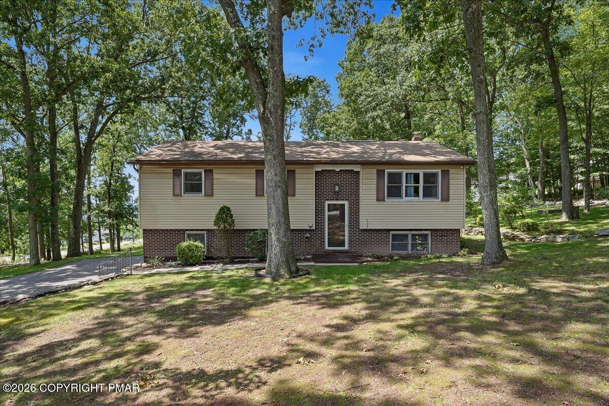 14 Twin Oaks Road — photo