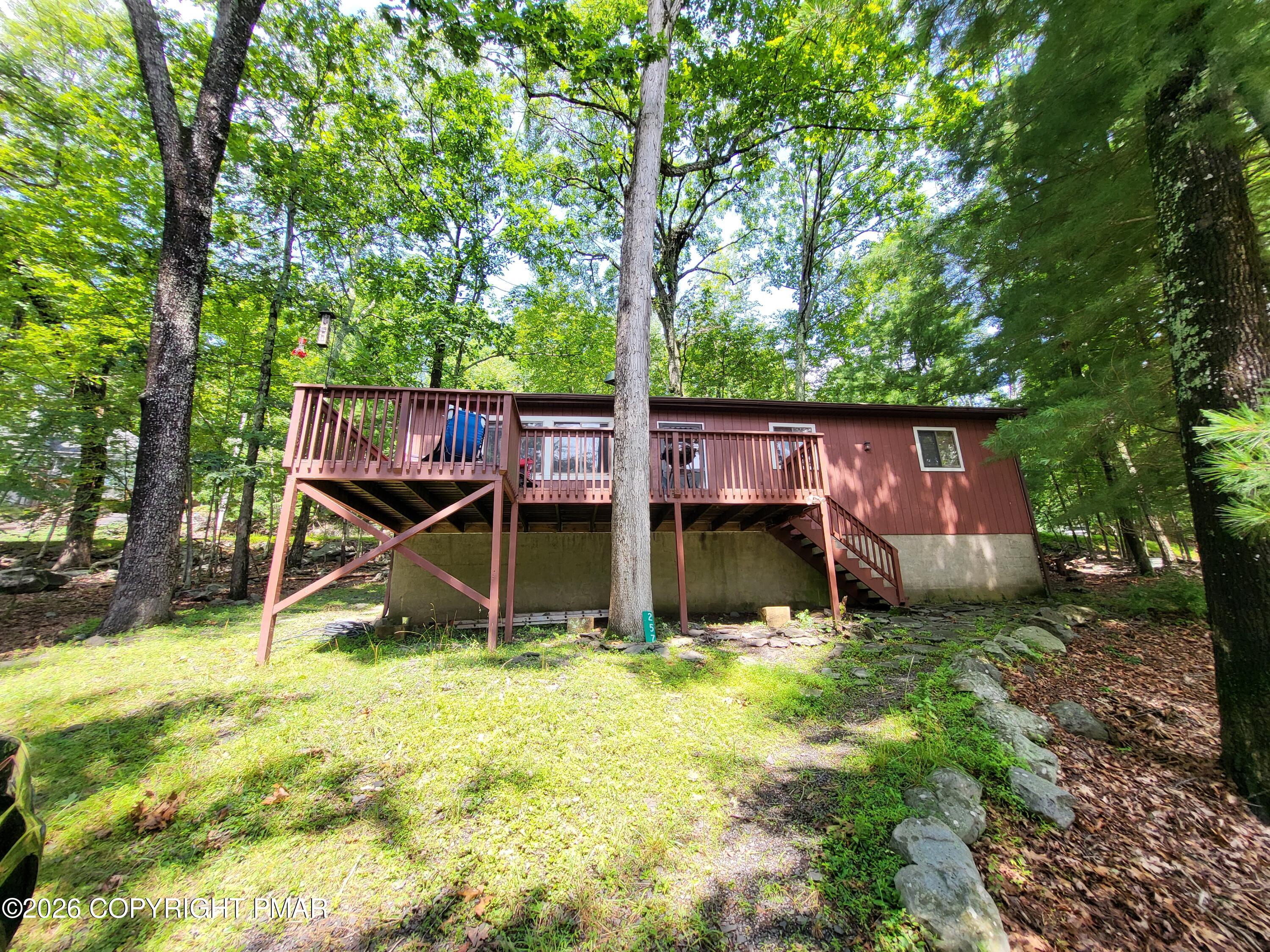 257 Saunders Drive — photo