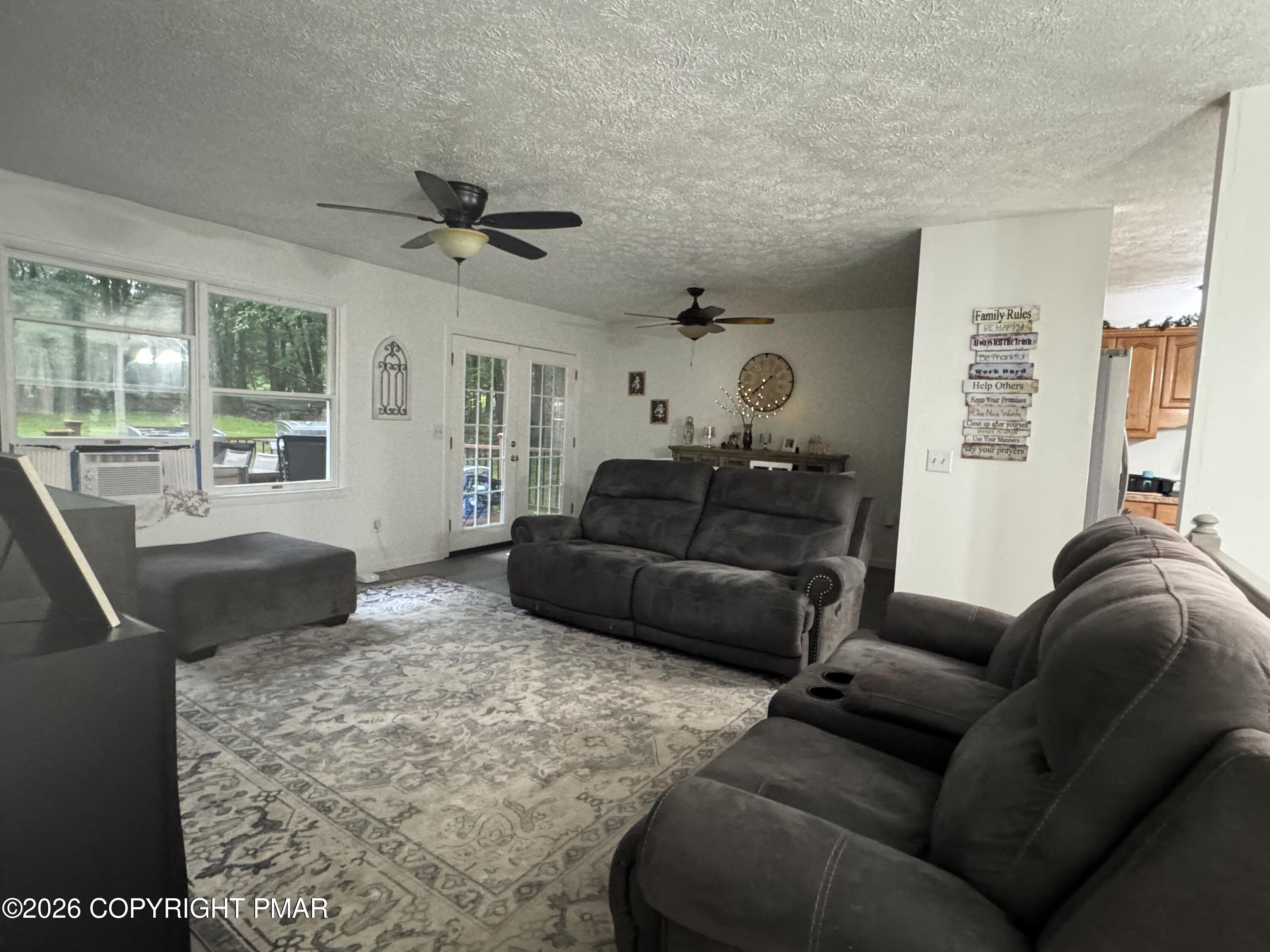 33 Seneca Road, Mount Pocono, PA 18344 — photo 3