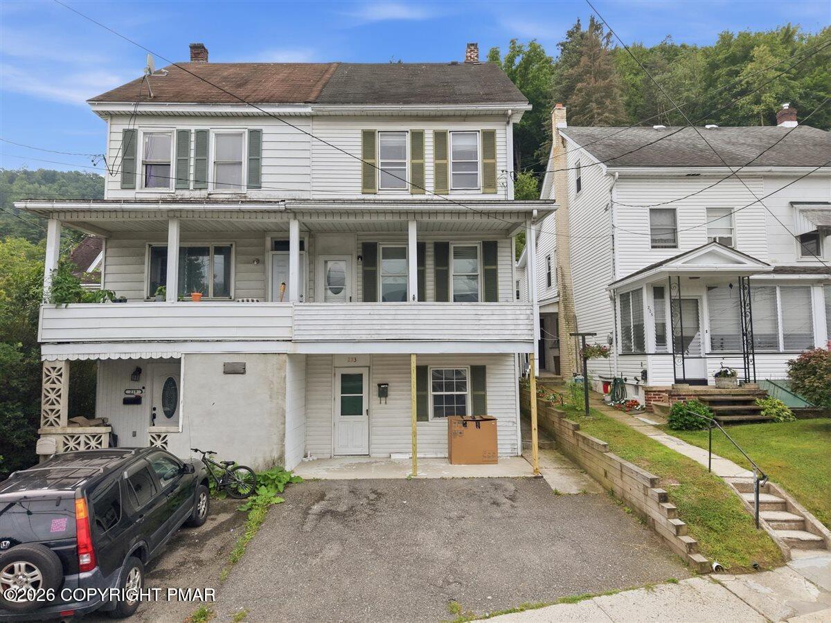 223 W High Street — photo