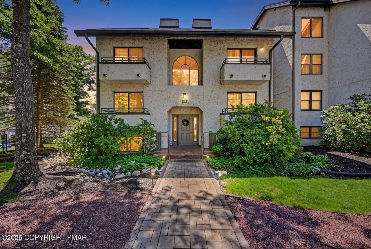 45 Midlake Drive #102G — photo