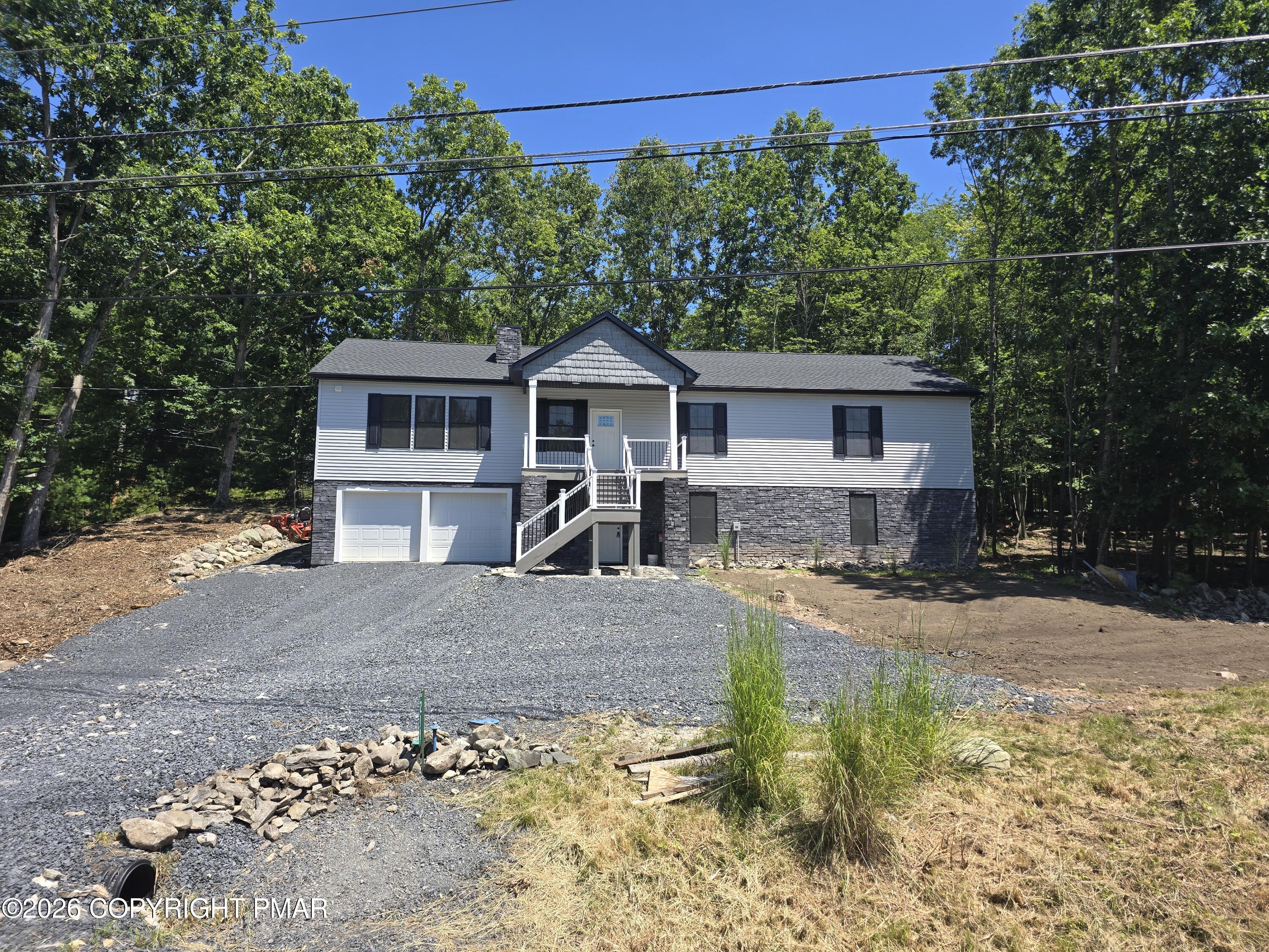 211 Brentwood Drive — photo
