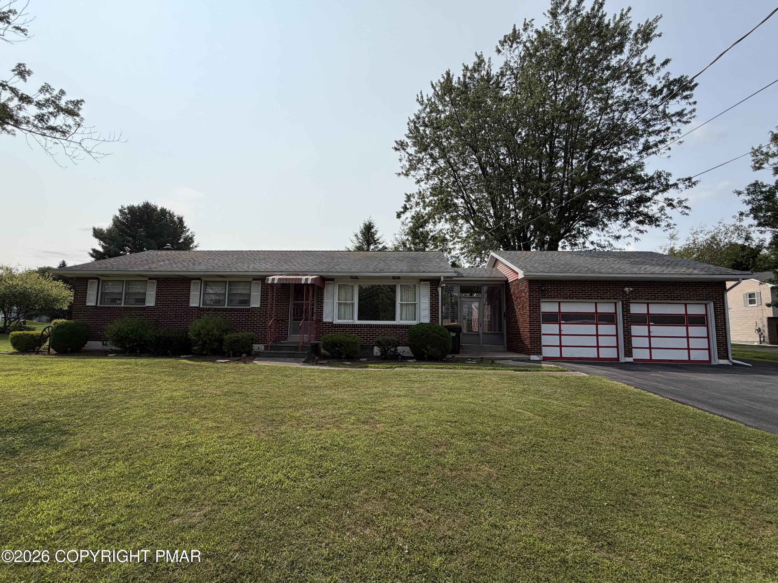 2662 Community Drive — photo