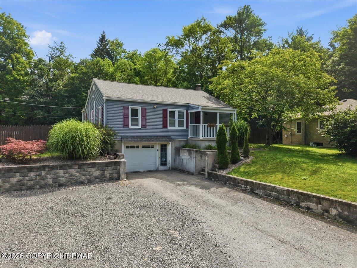 105 Periwinkle Lane — photo
