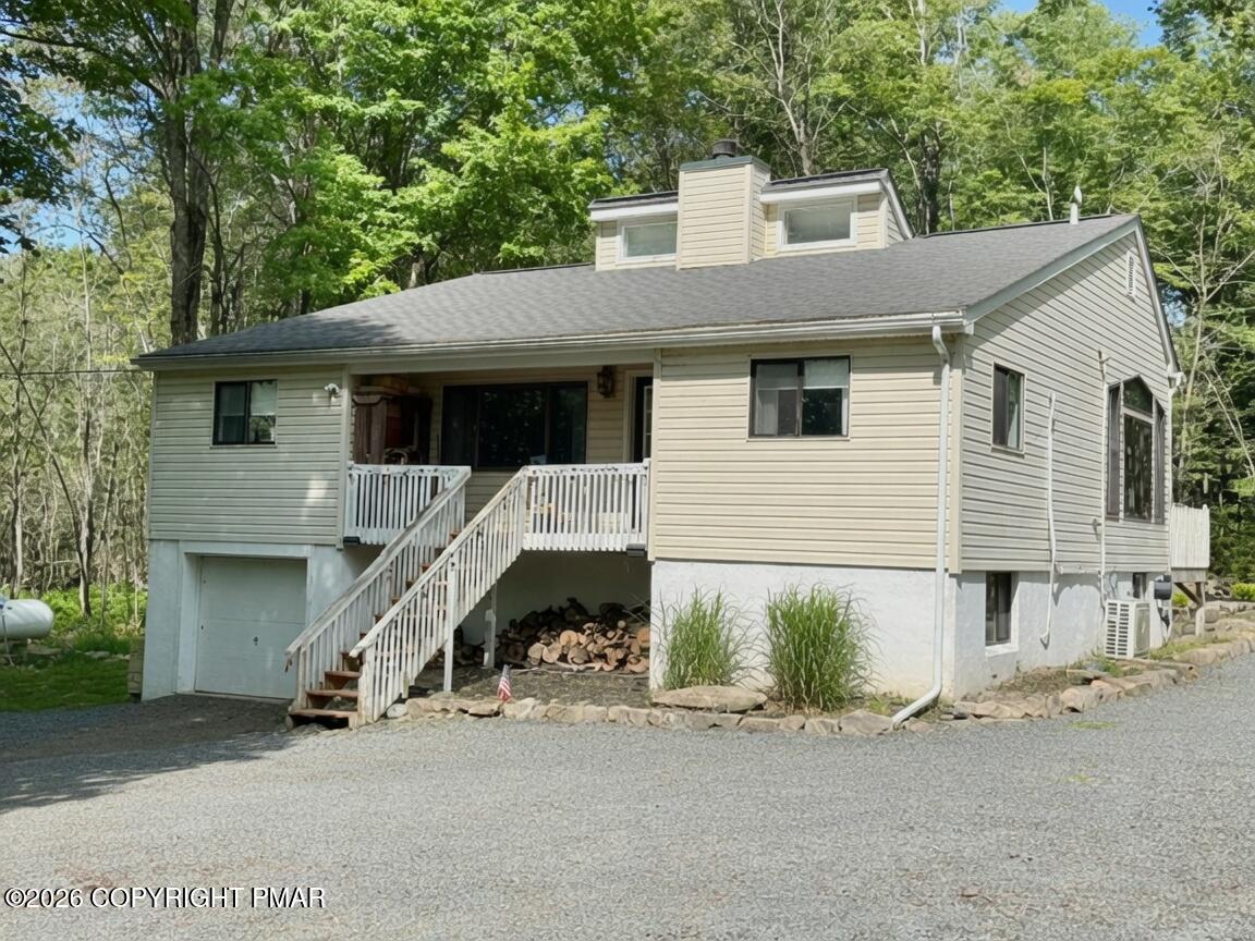 2065 Locust Ridge Road — photo