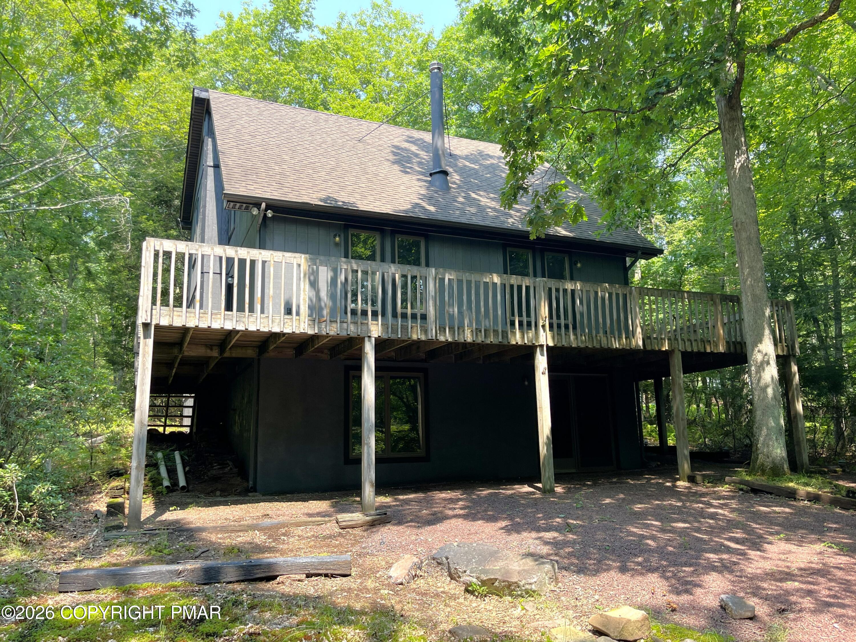 68 Recreation Drive — photo