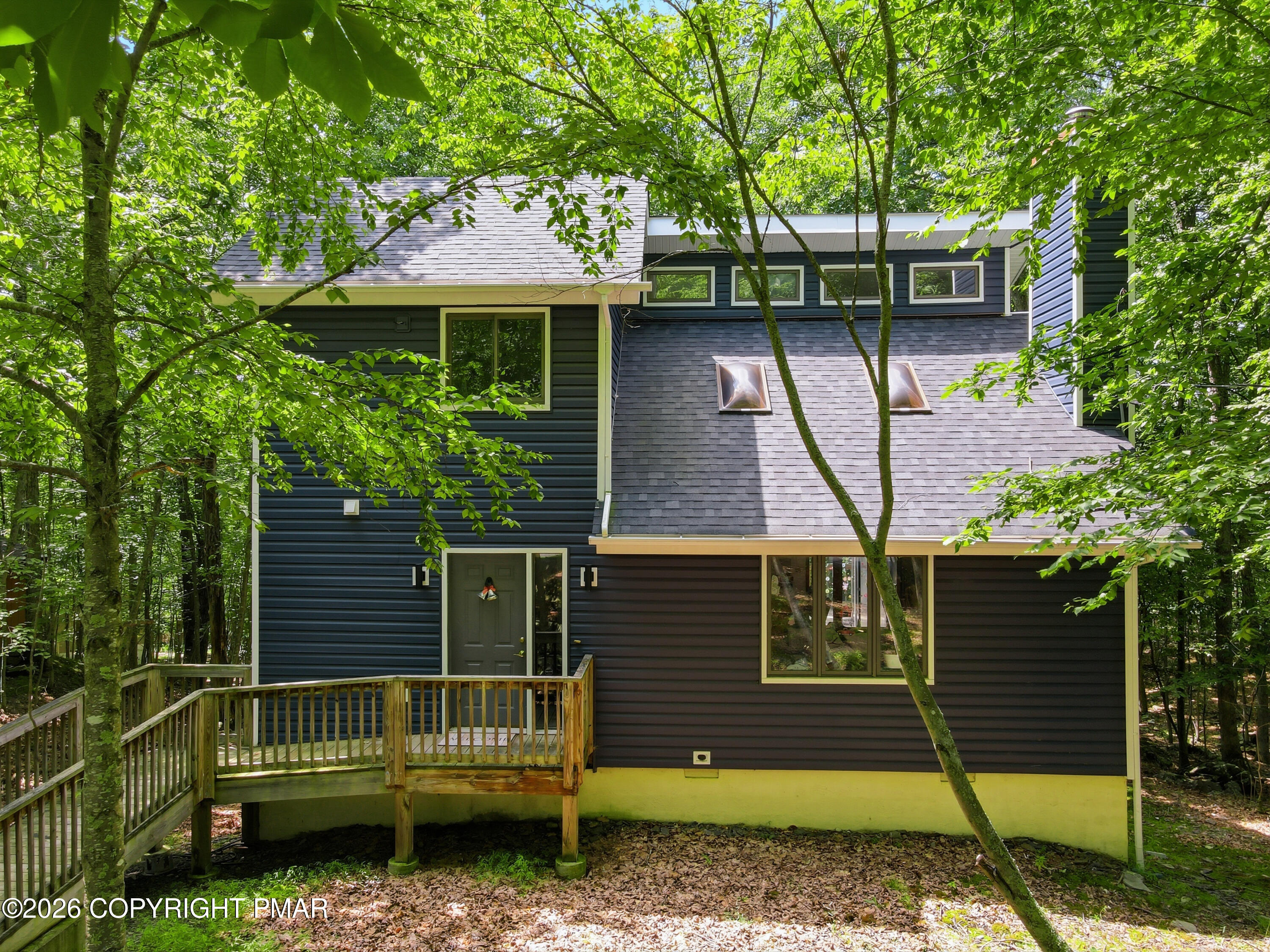 387 Canterbury Road — photo