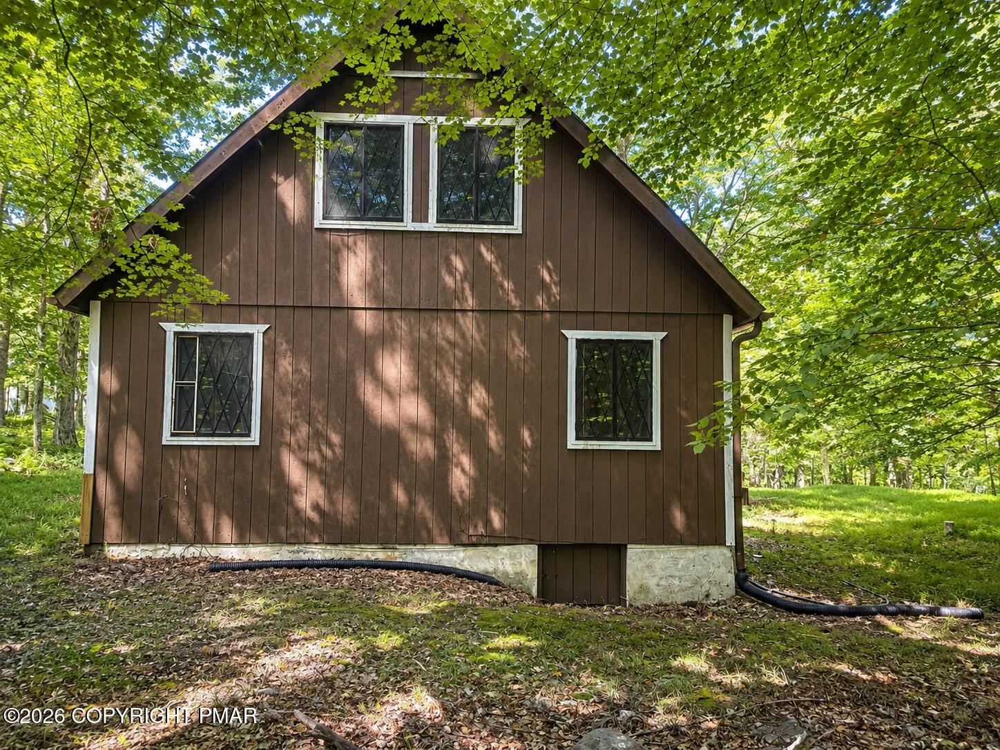 2111 Spring Drive, Bushkill, PA 18324 — photo 2