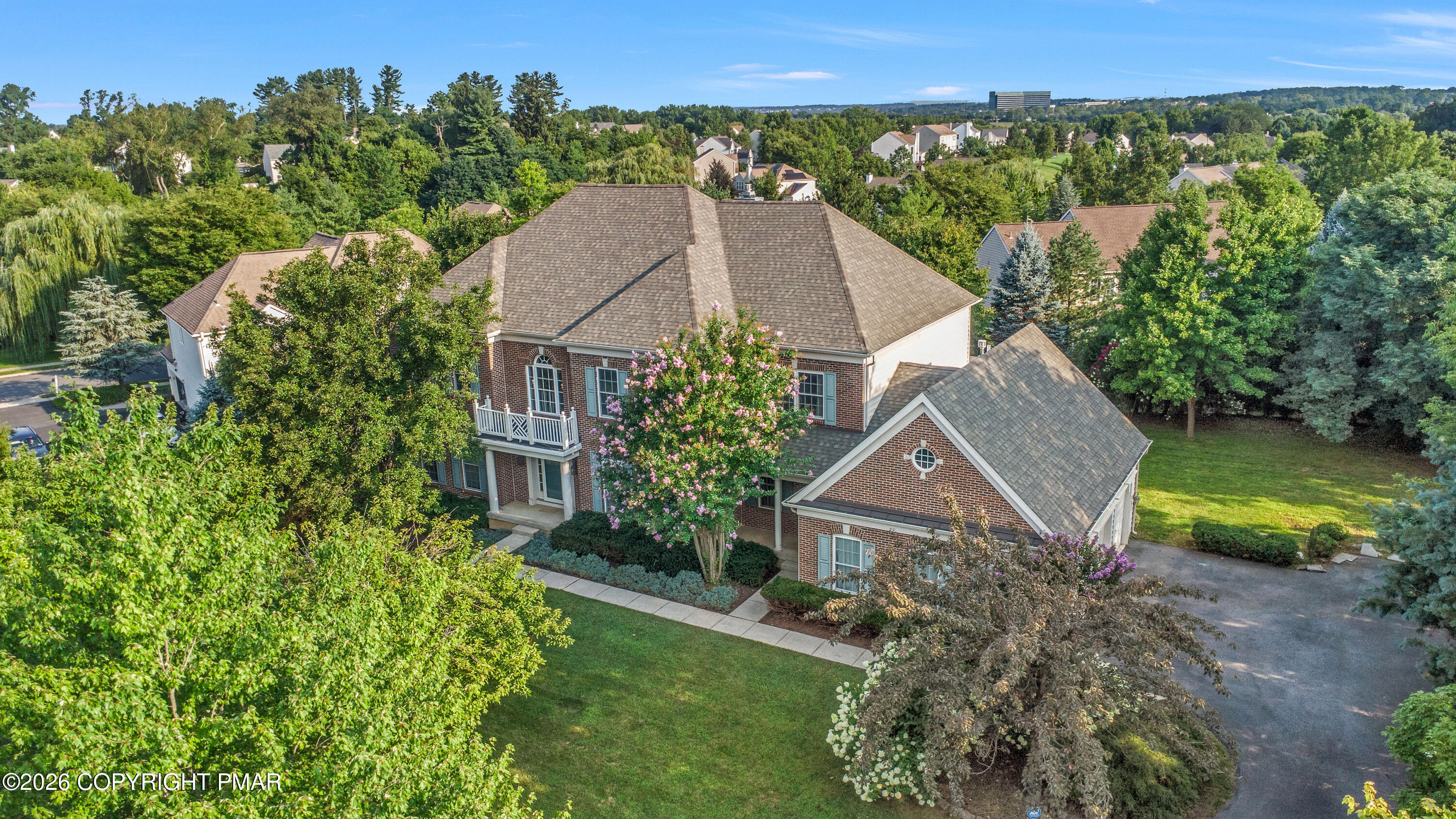 6572 Sauerkraut Lane — photo
