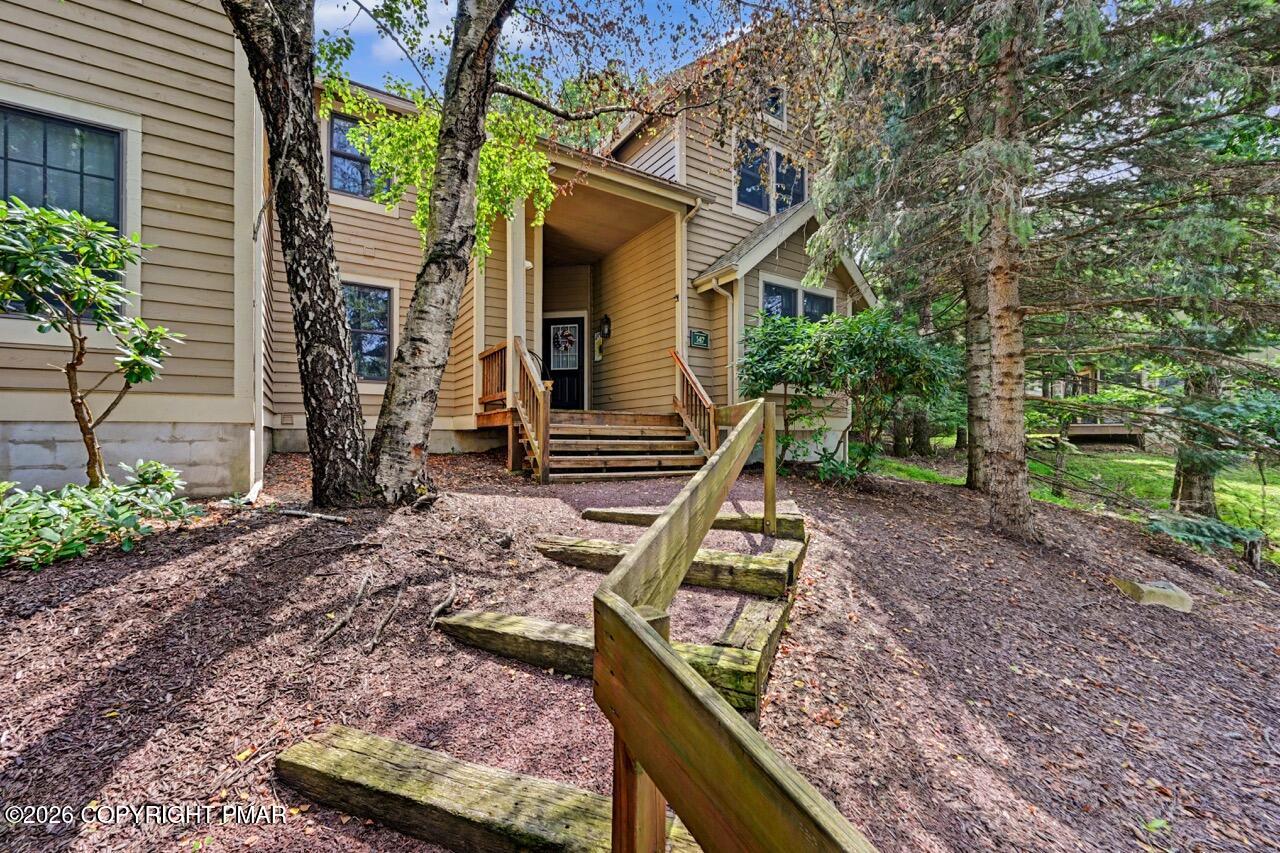 147 Pine Court — photo