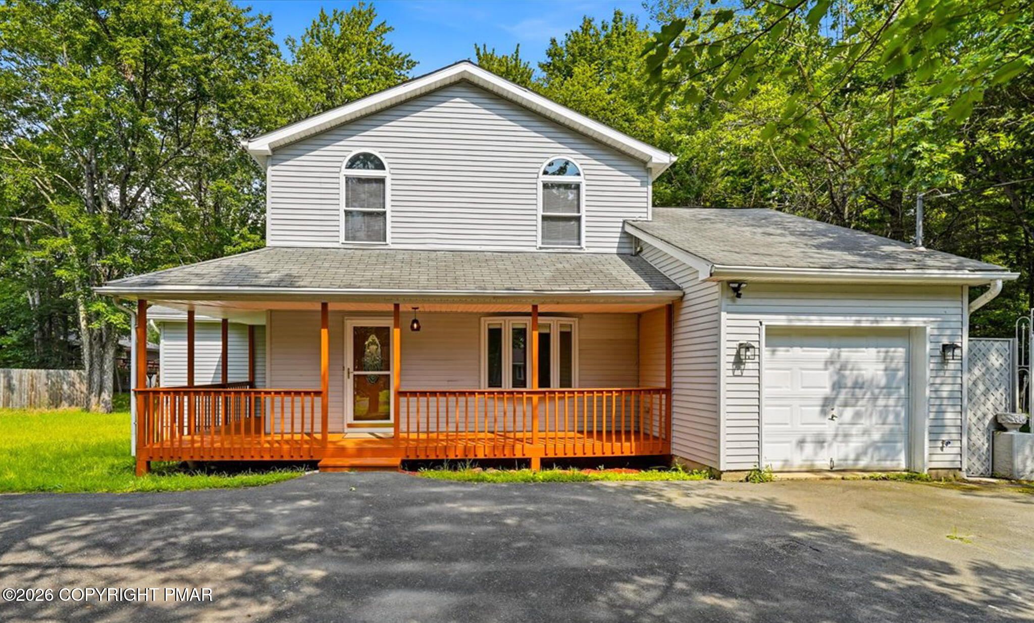4116 Low Ridge Road — photo