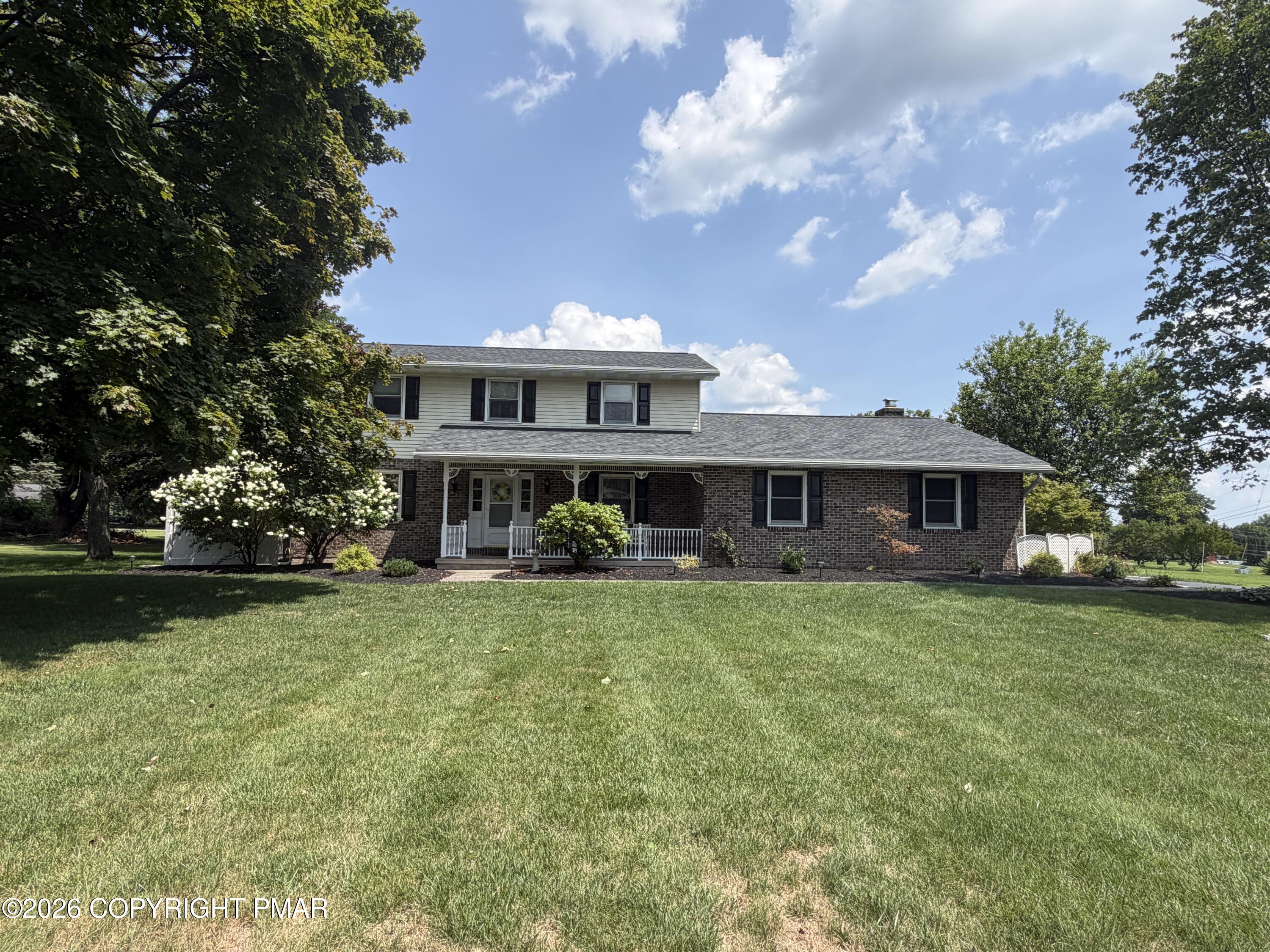 634 Gladys Drive — photo