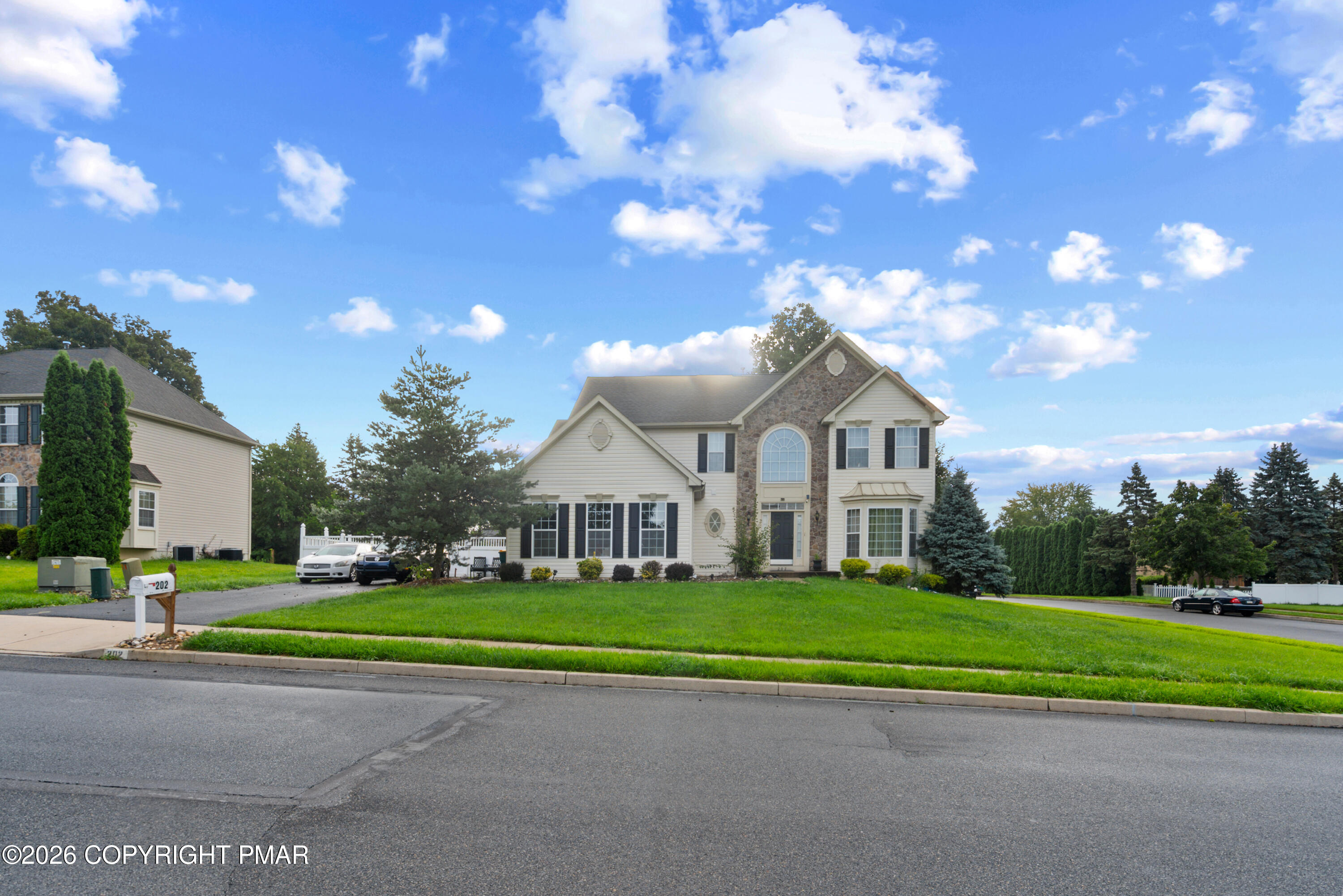 202 Lower Way Road — photo