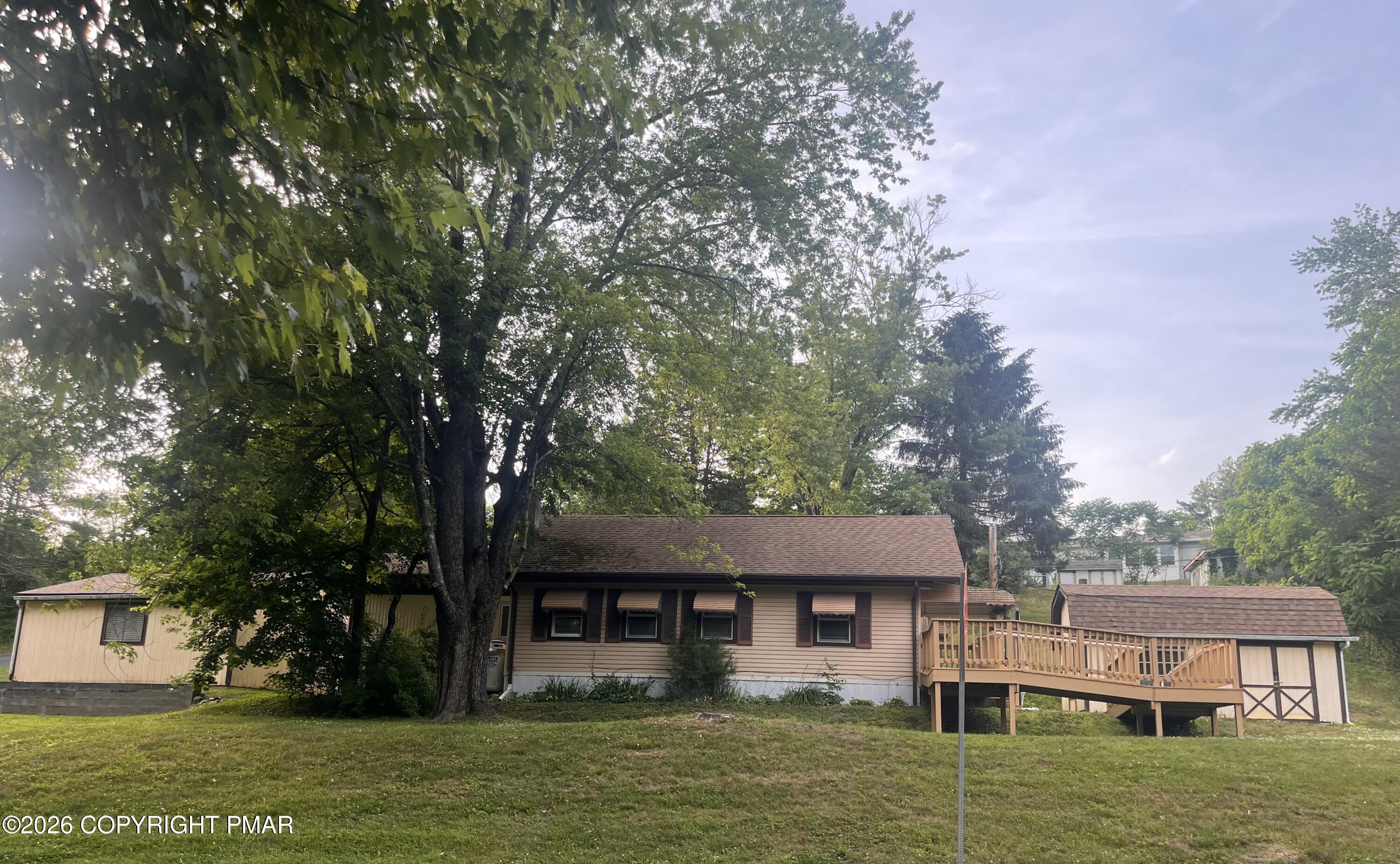 211 Baabe Lane — photo