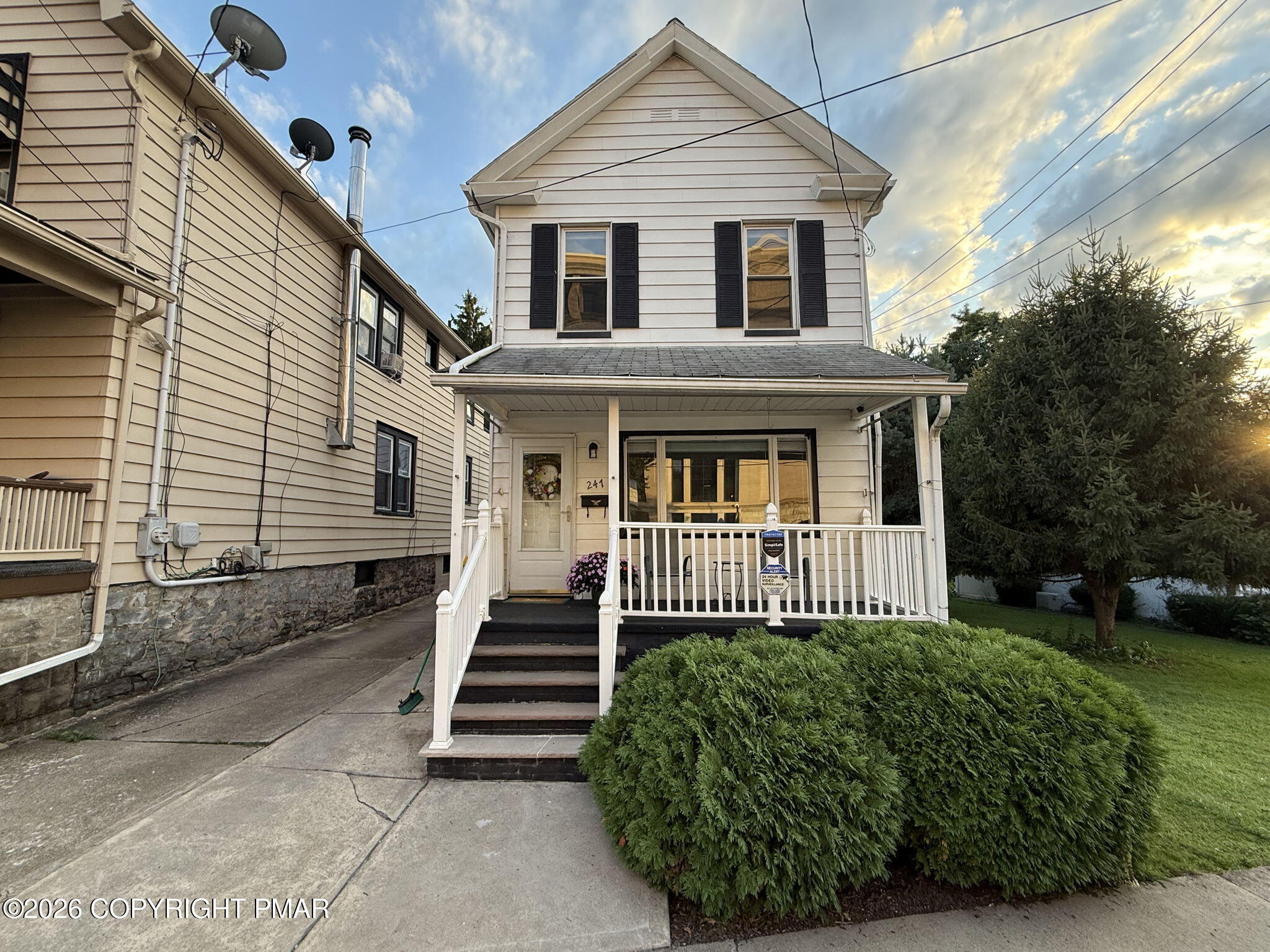 247 Lehigh Street — photo