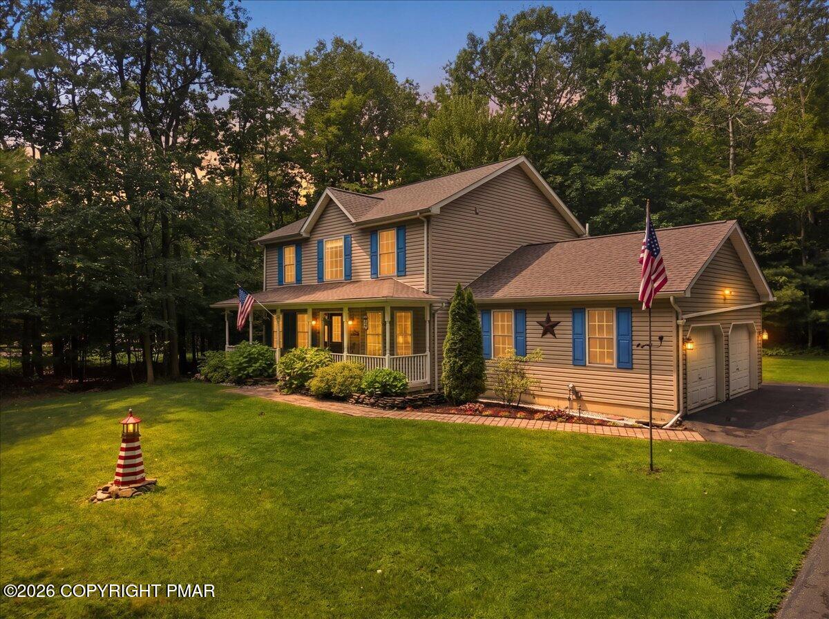 2210 Green Street — photo