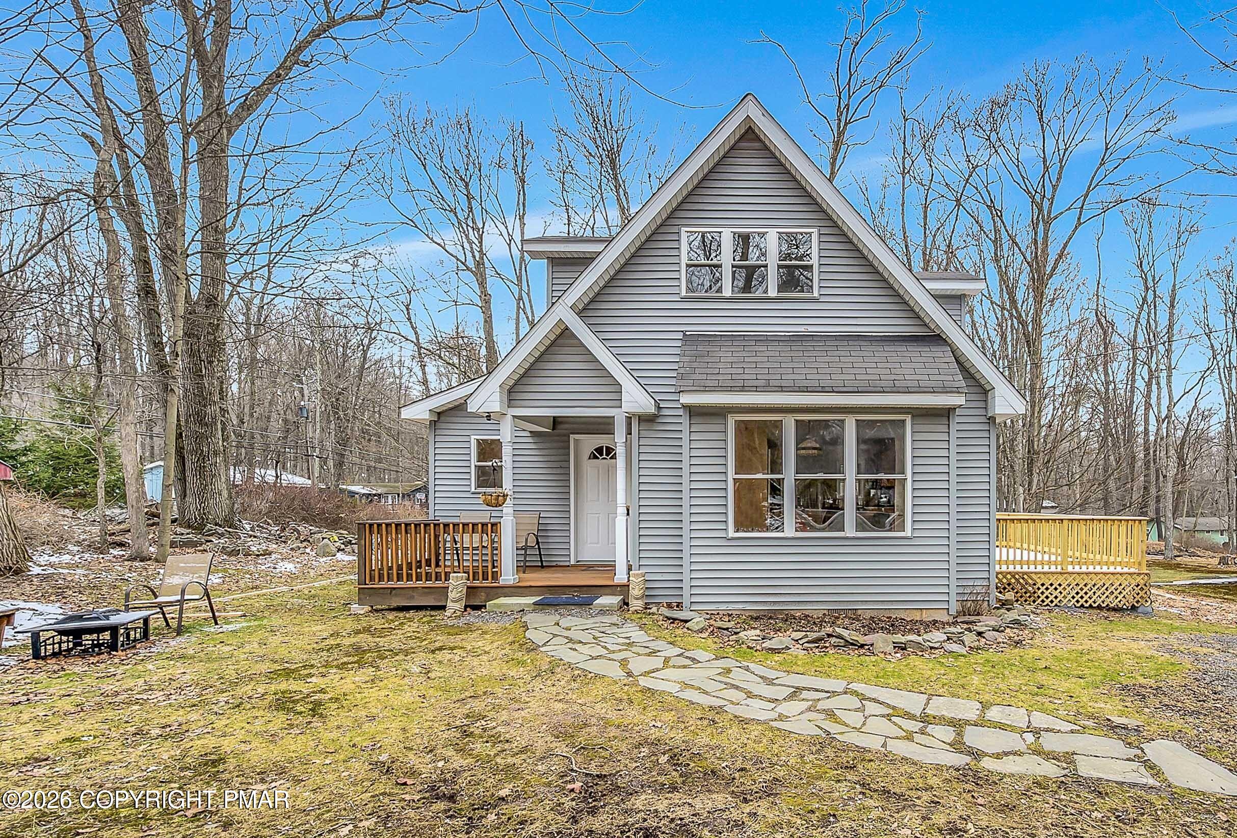 1505 Lake Lane — photo