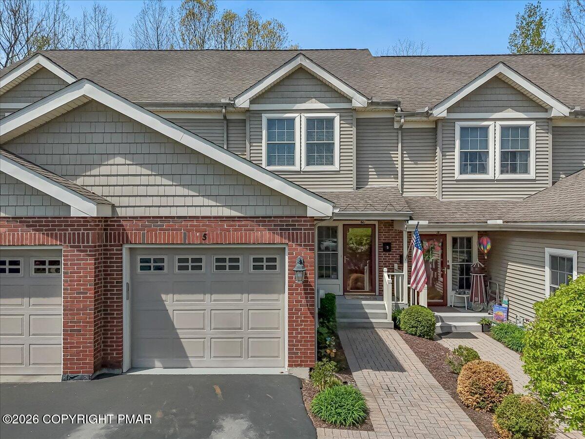 5 Cypress Court — photo