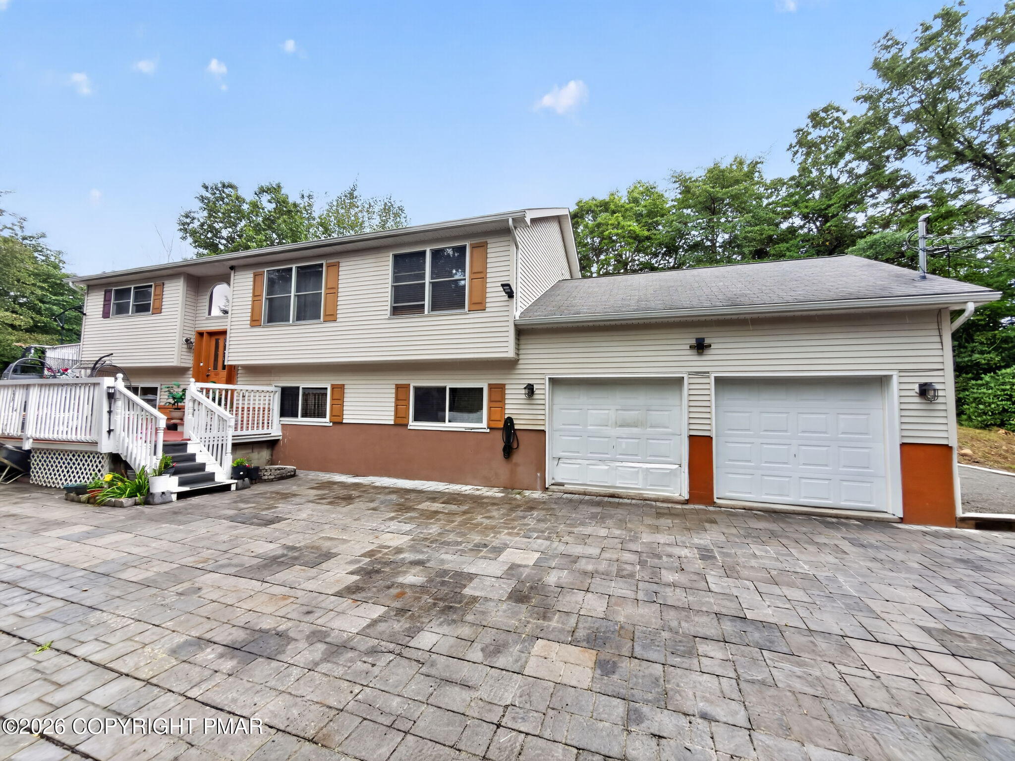 1326 Hilltop Drive — photo