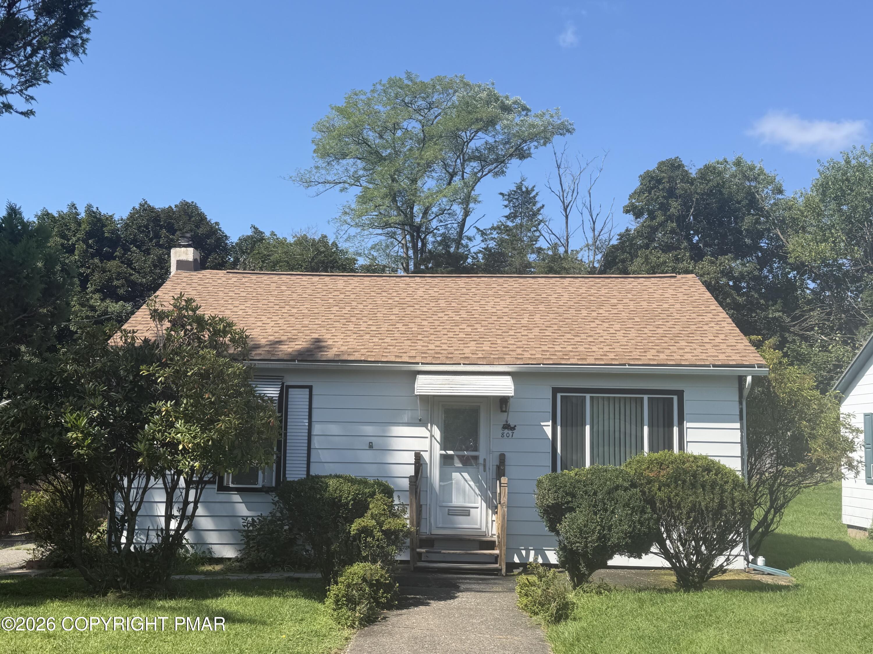 807 Flagler Street — photo