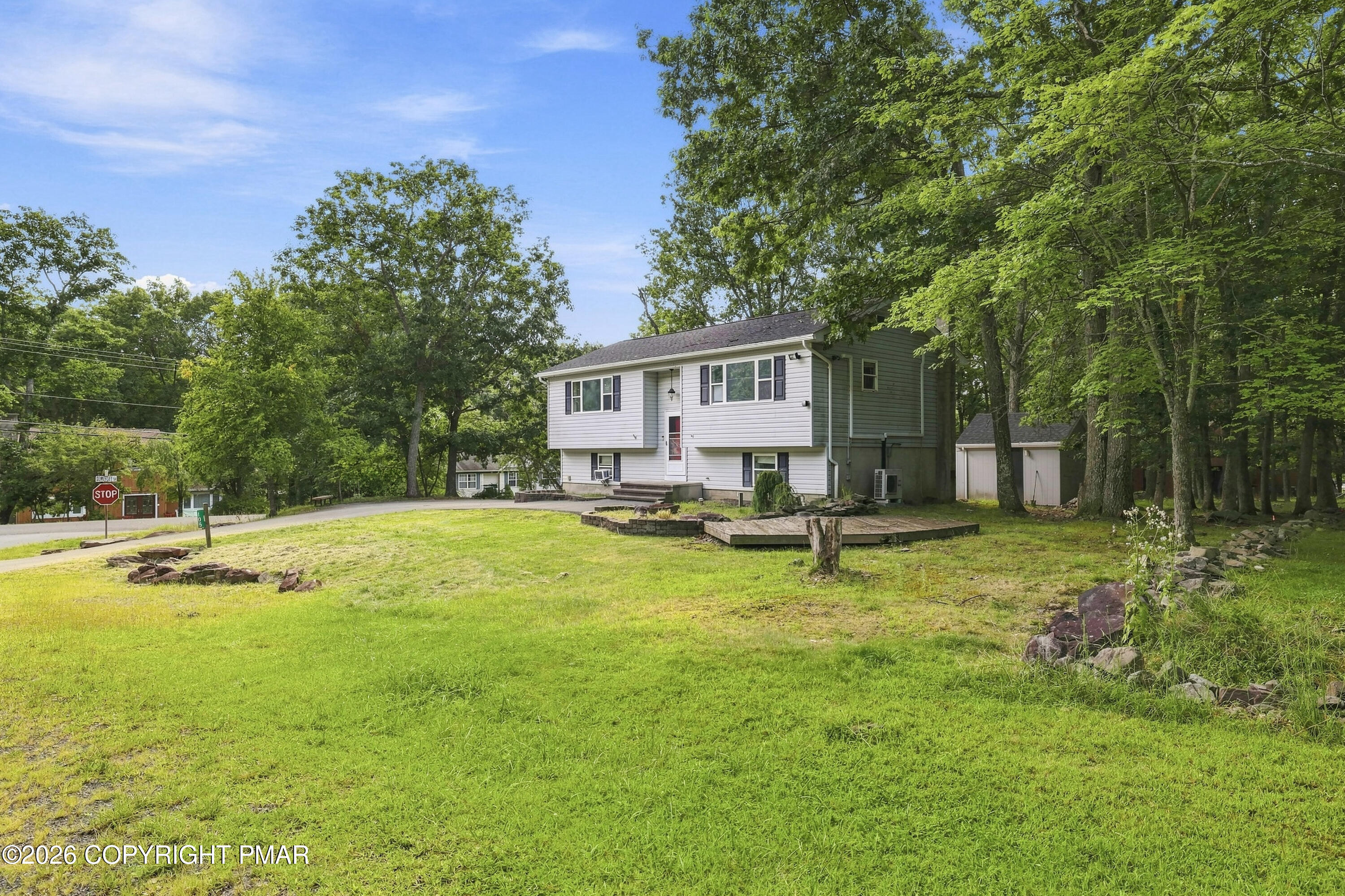 105 Ledgewood Drive — photo