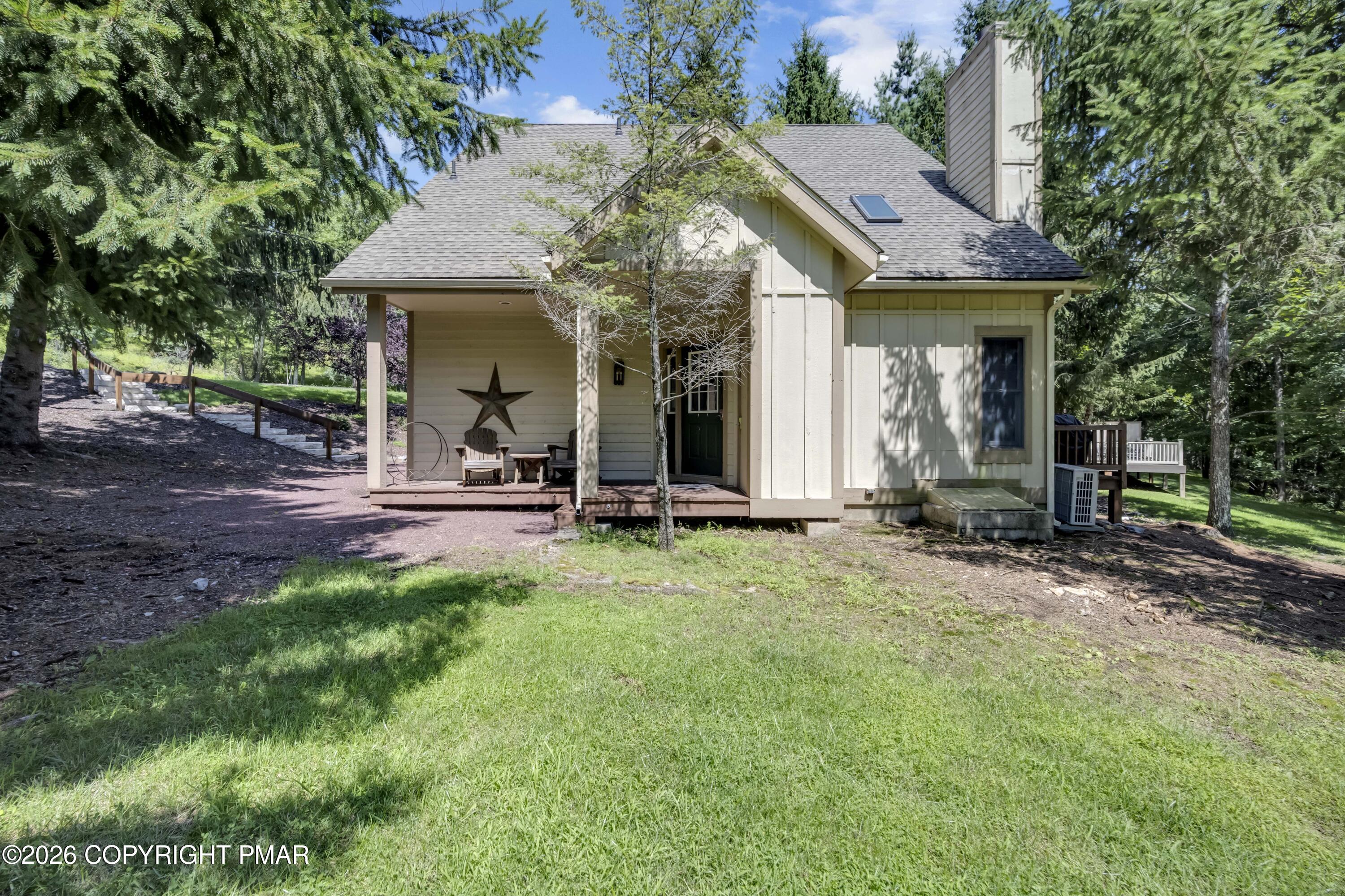 411 Hickory Drive — photo